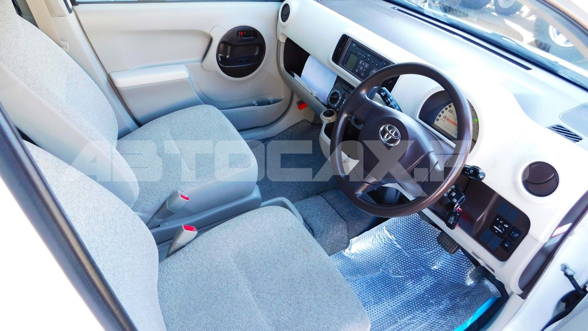 Toyota Passo 2015, Хэтчбек — фото 9