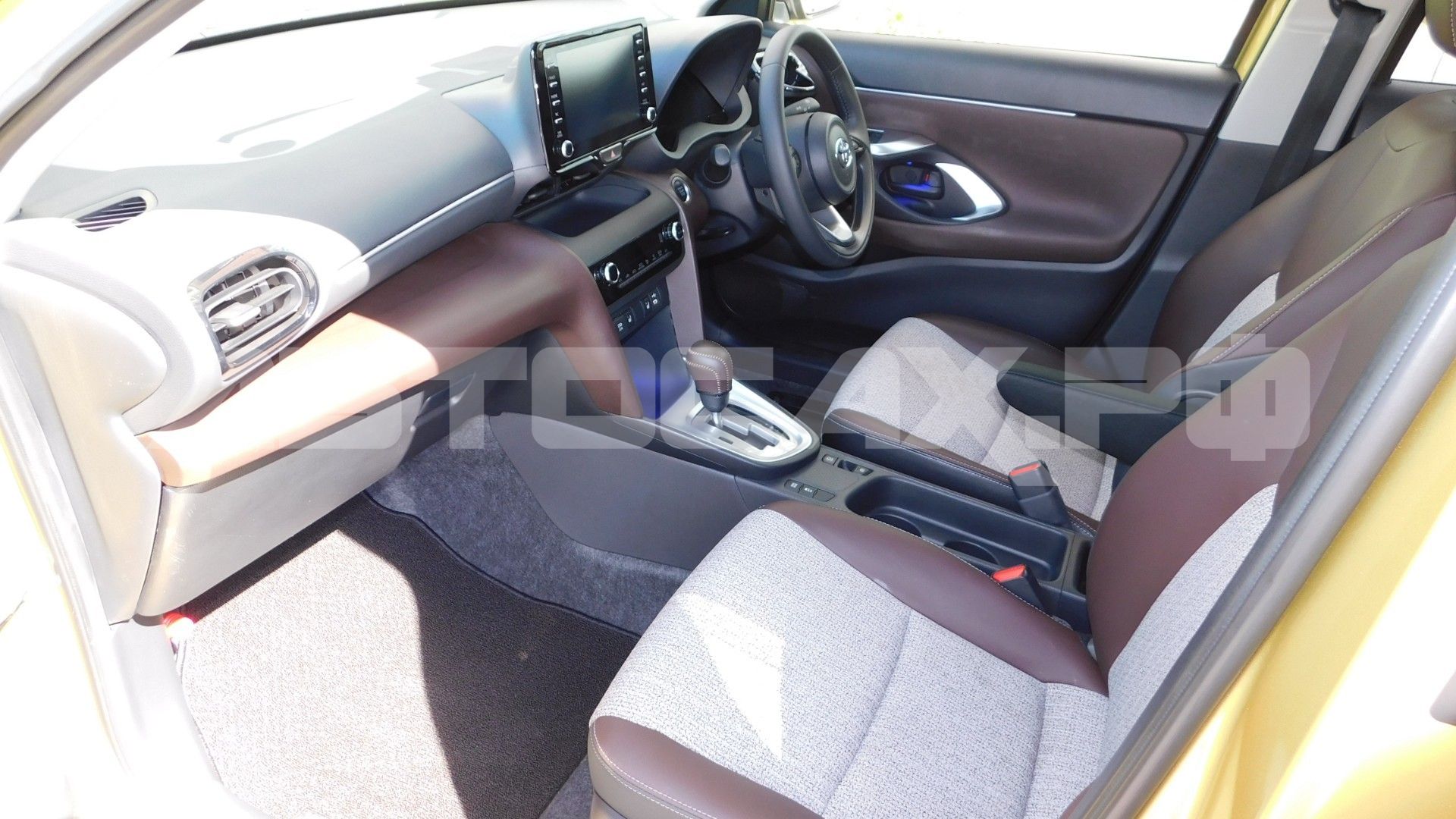 Toyota Yaris Cross — фото 15
