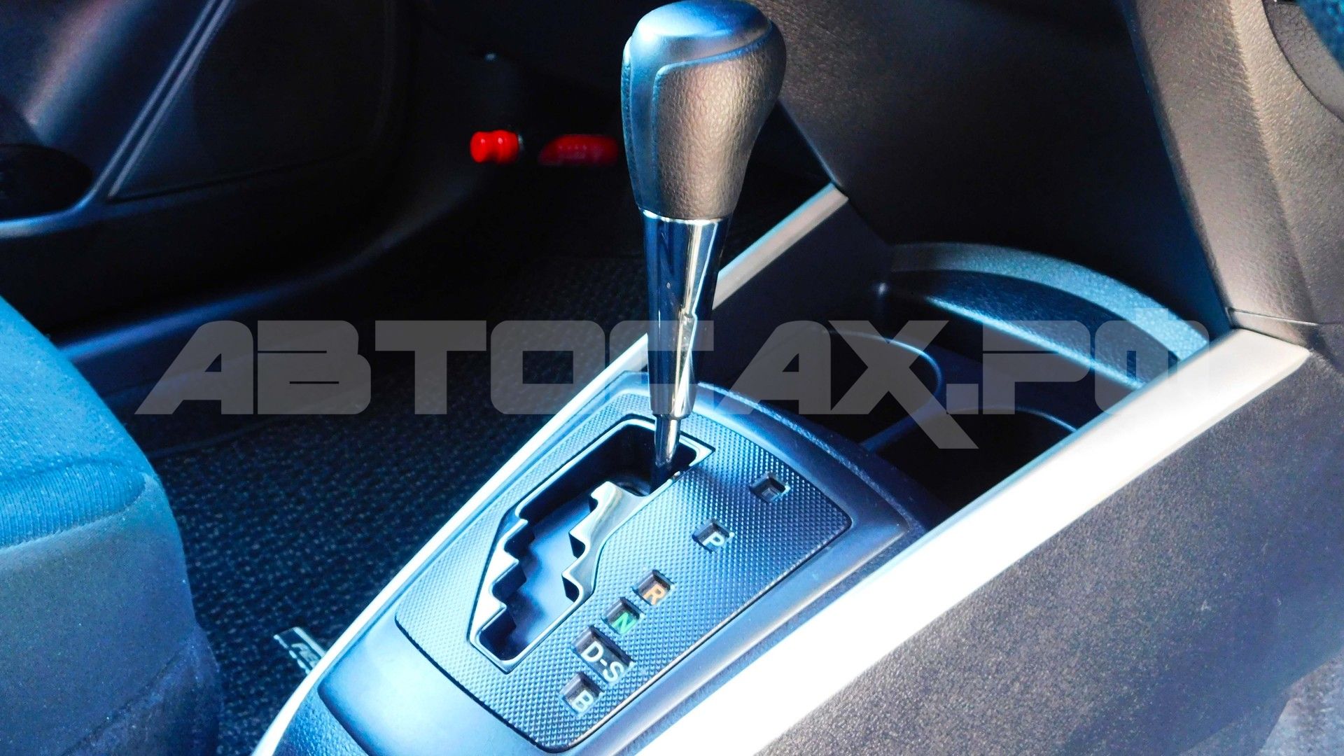 Toyota Corolla Fielder 2022, Универсал — фото 26