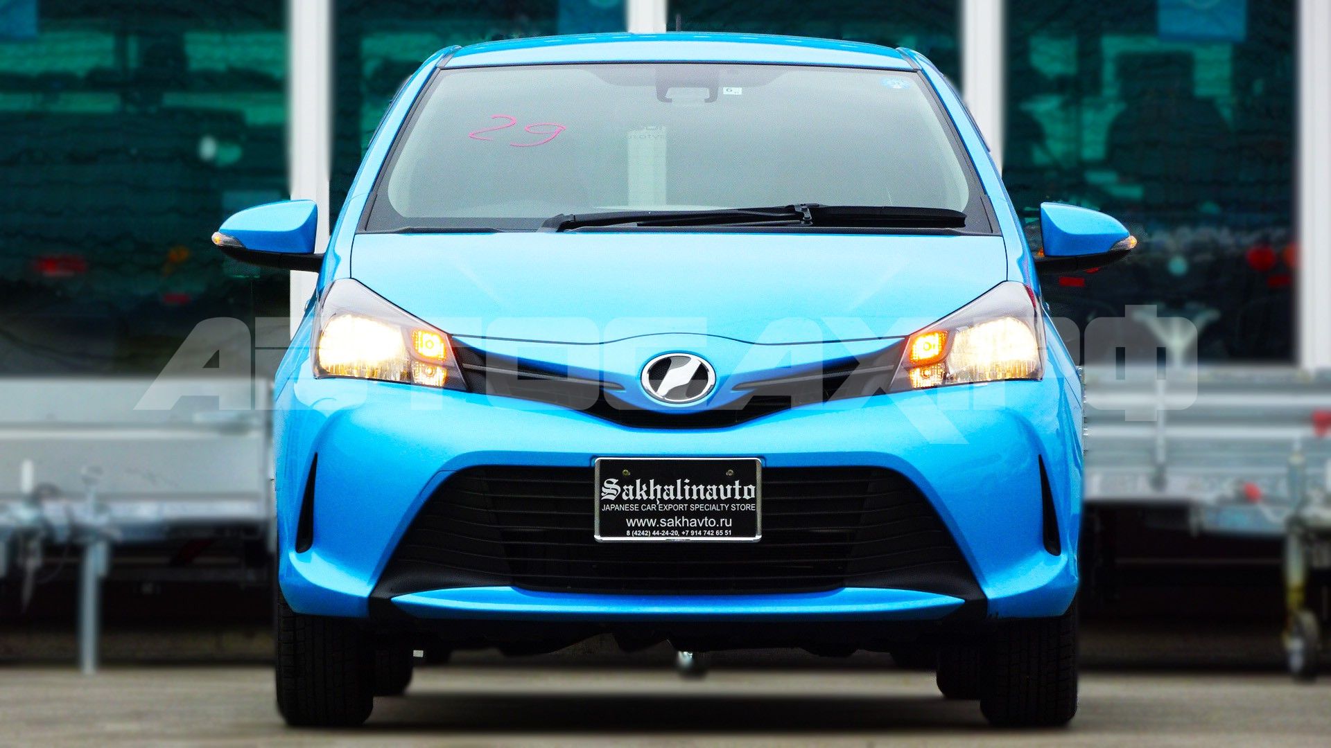 Toyota Vitz 2016, Хэтчбек — фото 4
