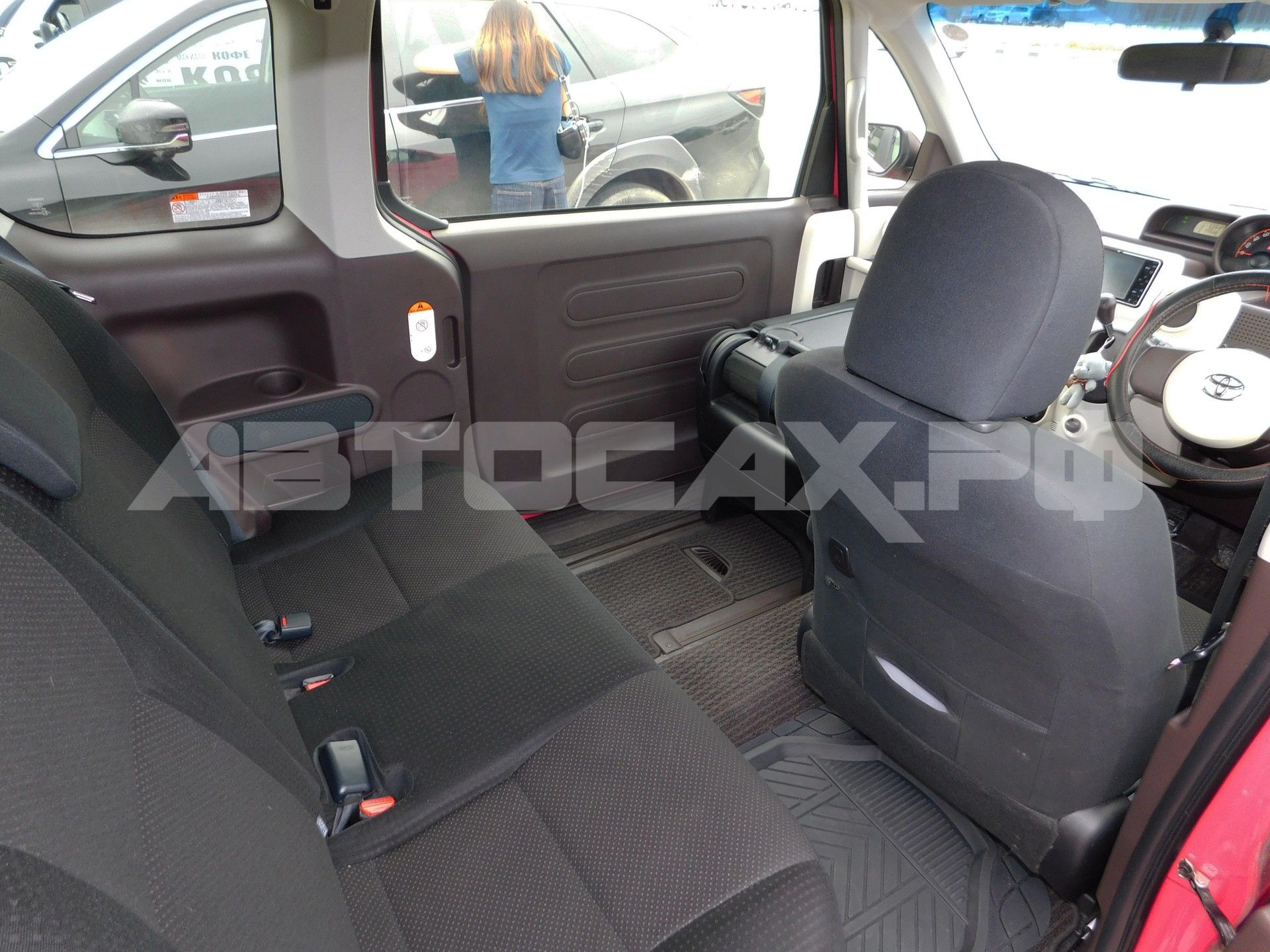 Toyota Porte 2015, Хэтчбек — фото 12