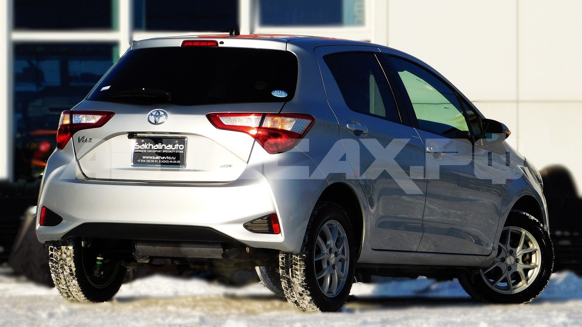 Toyota Vitz 2017, Хэтчбек — фото 3