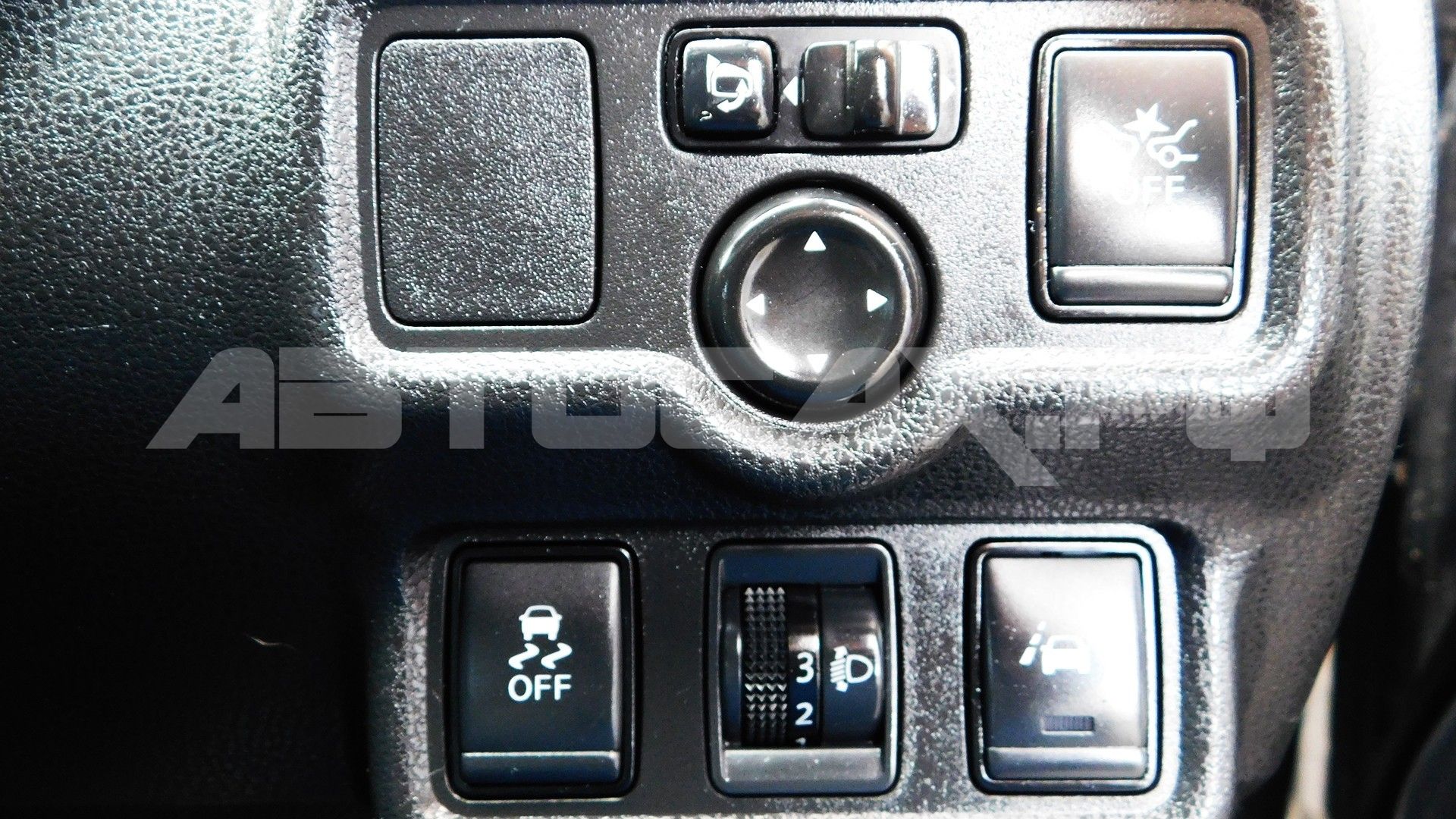 Nissan Note 2018, Хэтчбек — фото 30