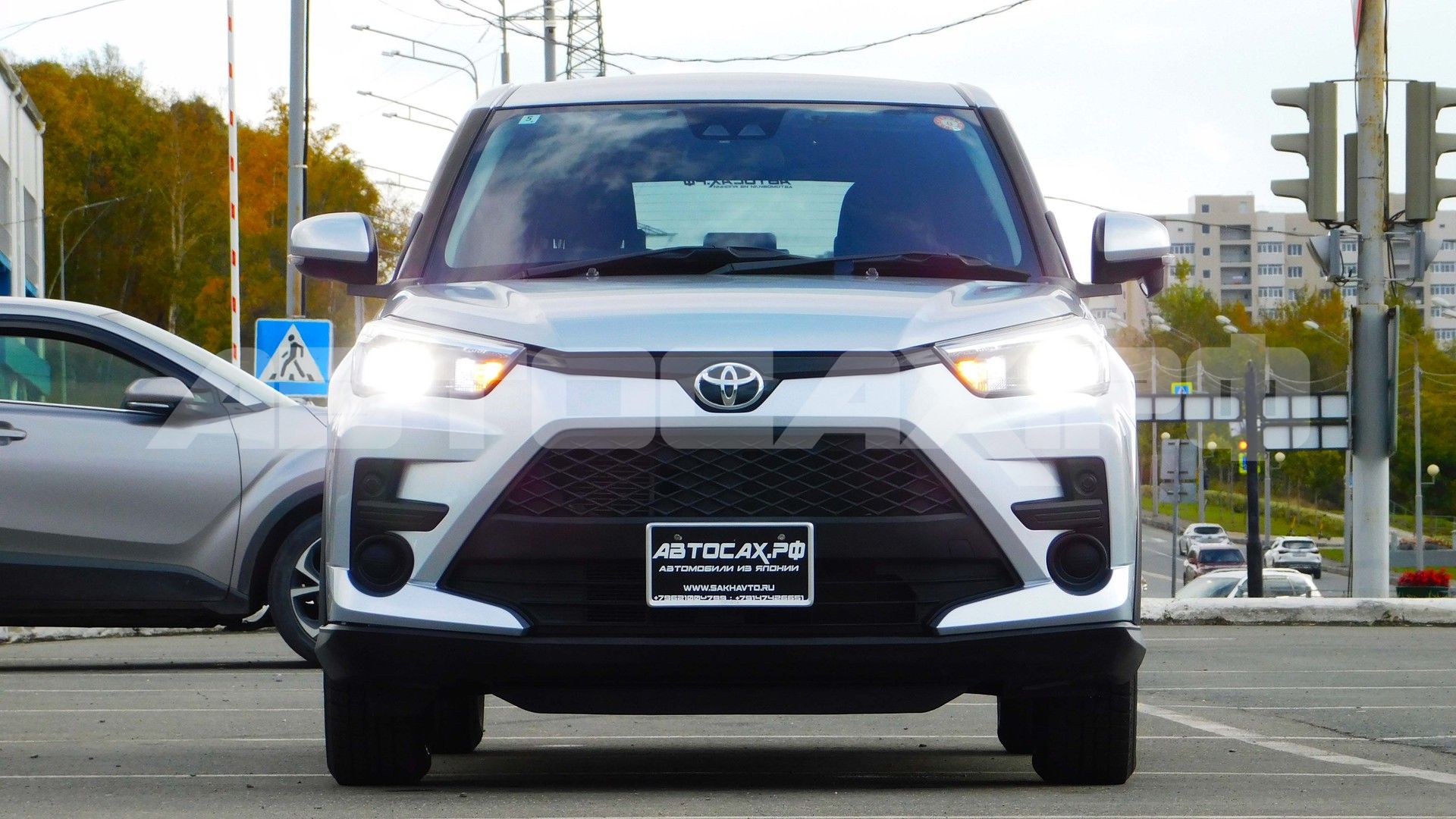 Toyota Raize 2021, Кроссовер — фото 37