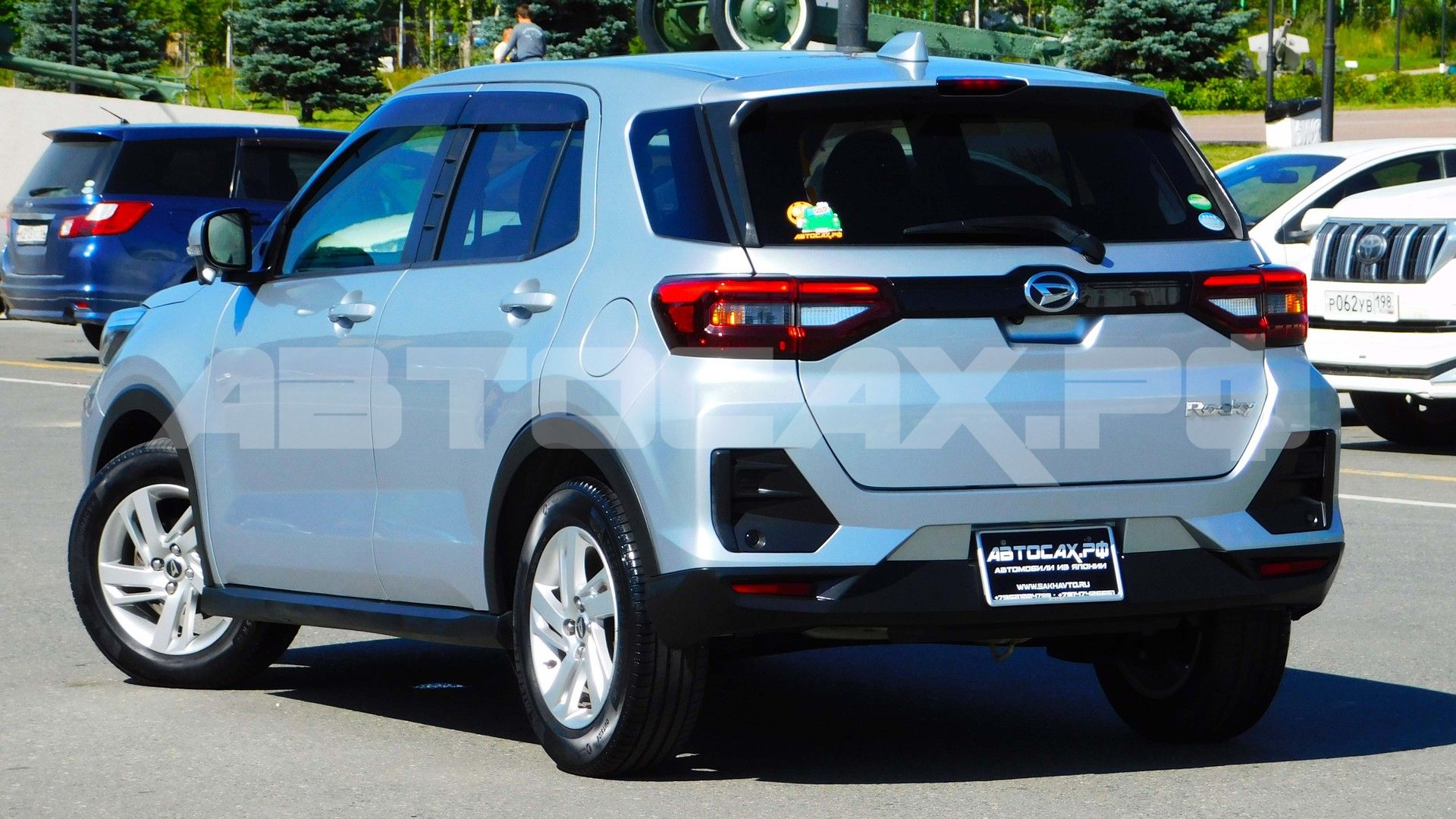 Daihatsu Rocky 2021, Кроссовер — фото 5