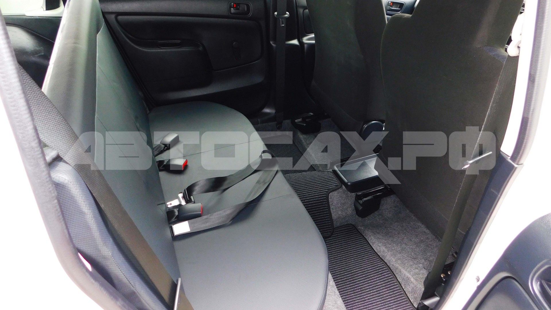 Toyota Succeed 2019, Универсал — фото 16