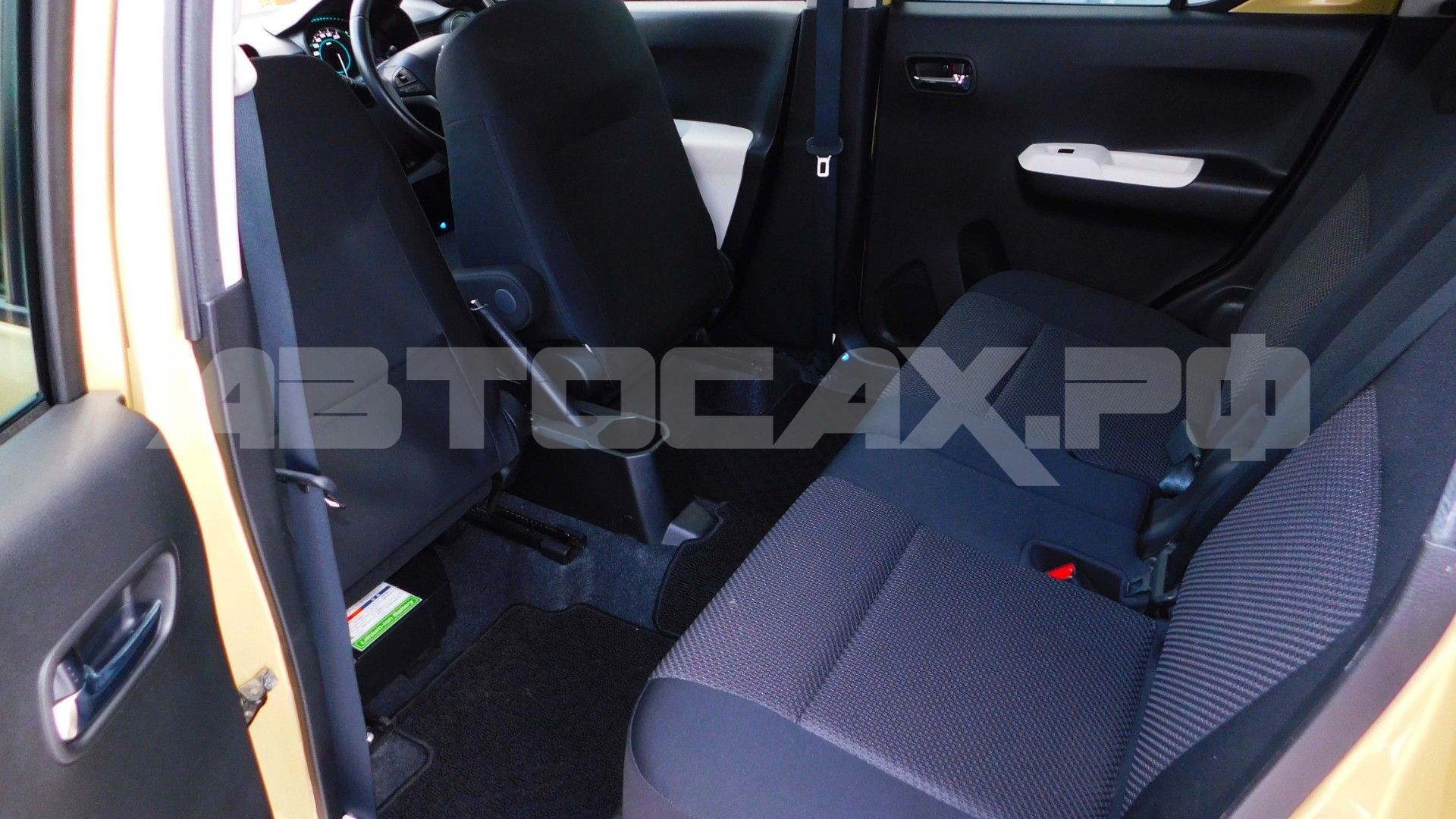 Suzuki Ignis 2019, Кроссовер — фото 17