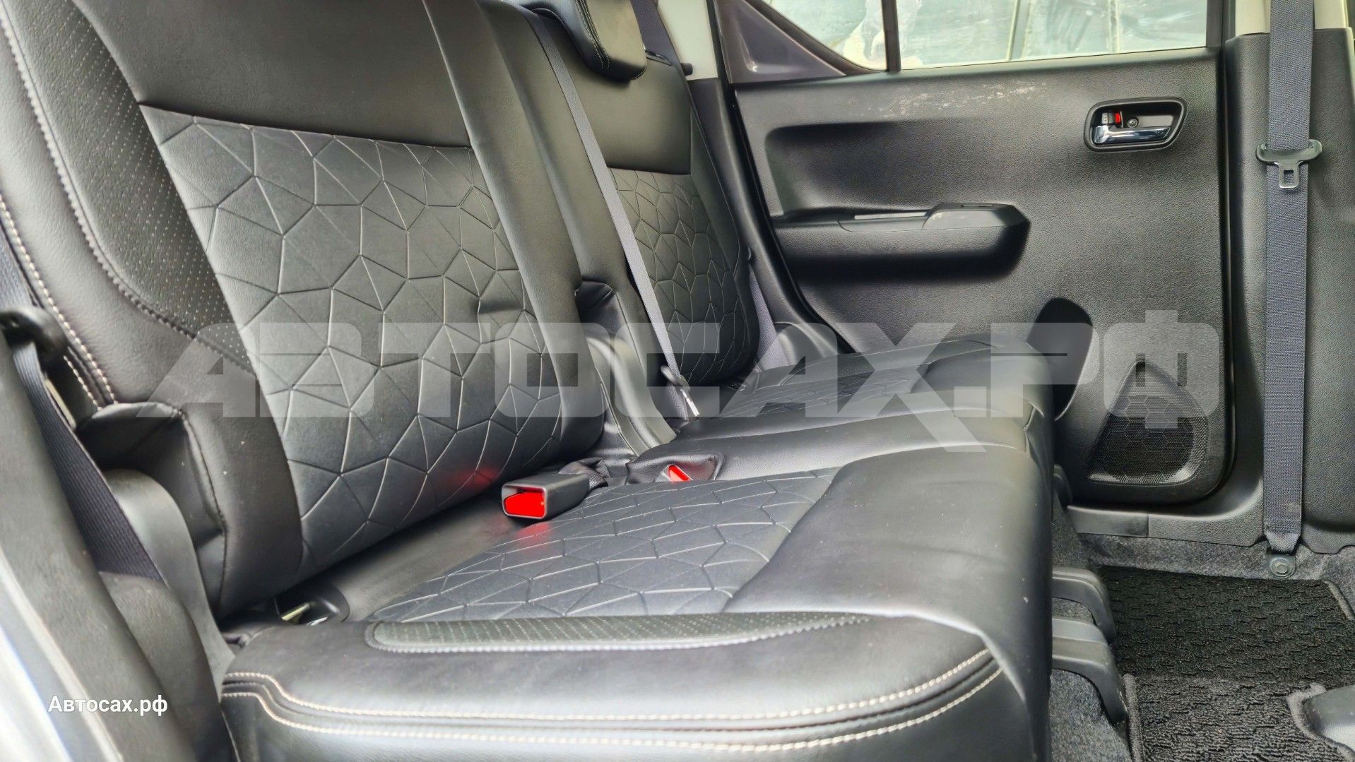 Suzuki Ignis 2022, Кроссовер — фото 16