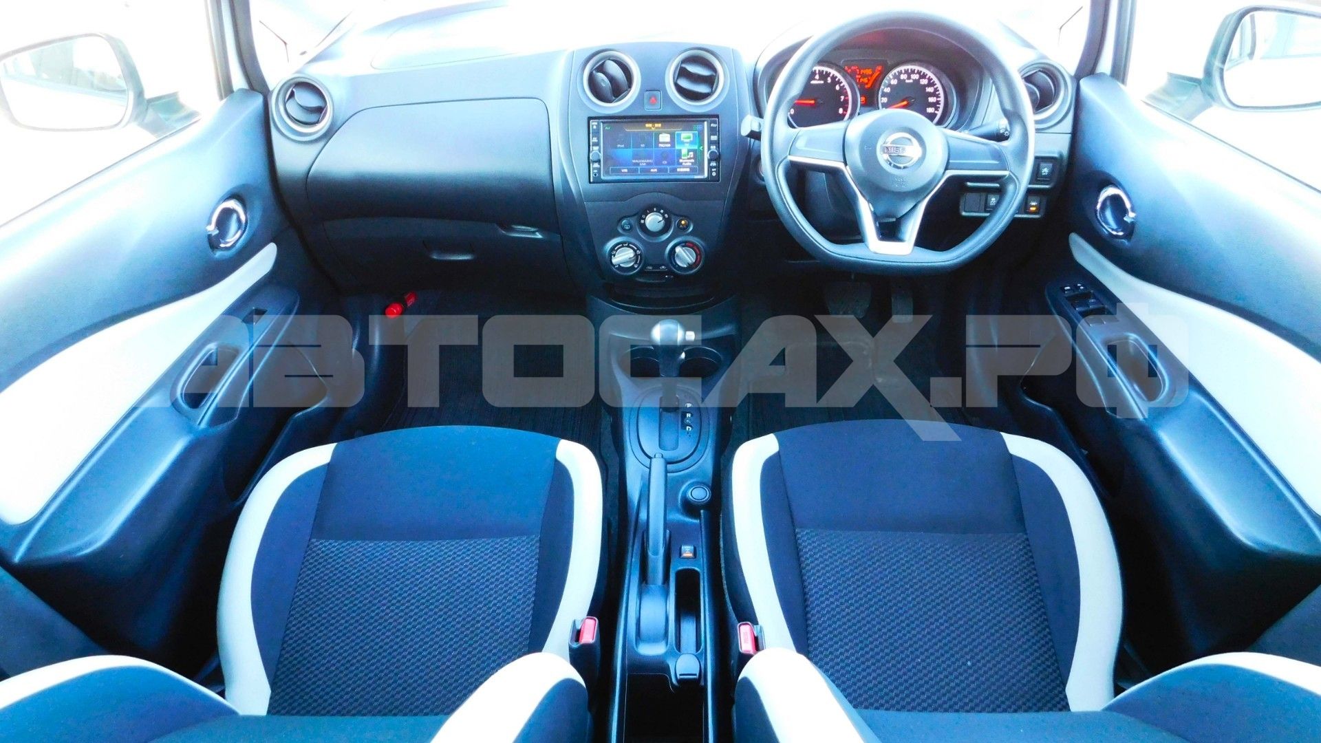 Nissan Note 2019, Хэтчбек — фото 11