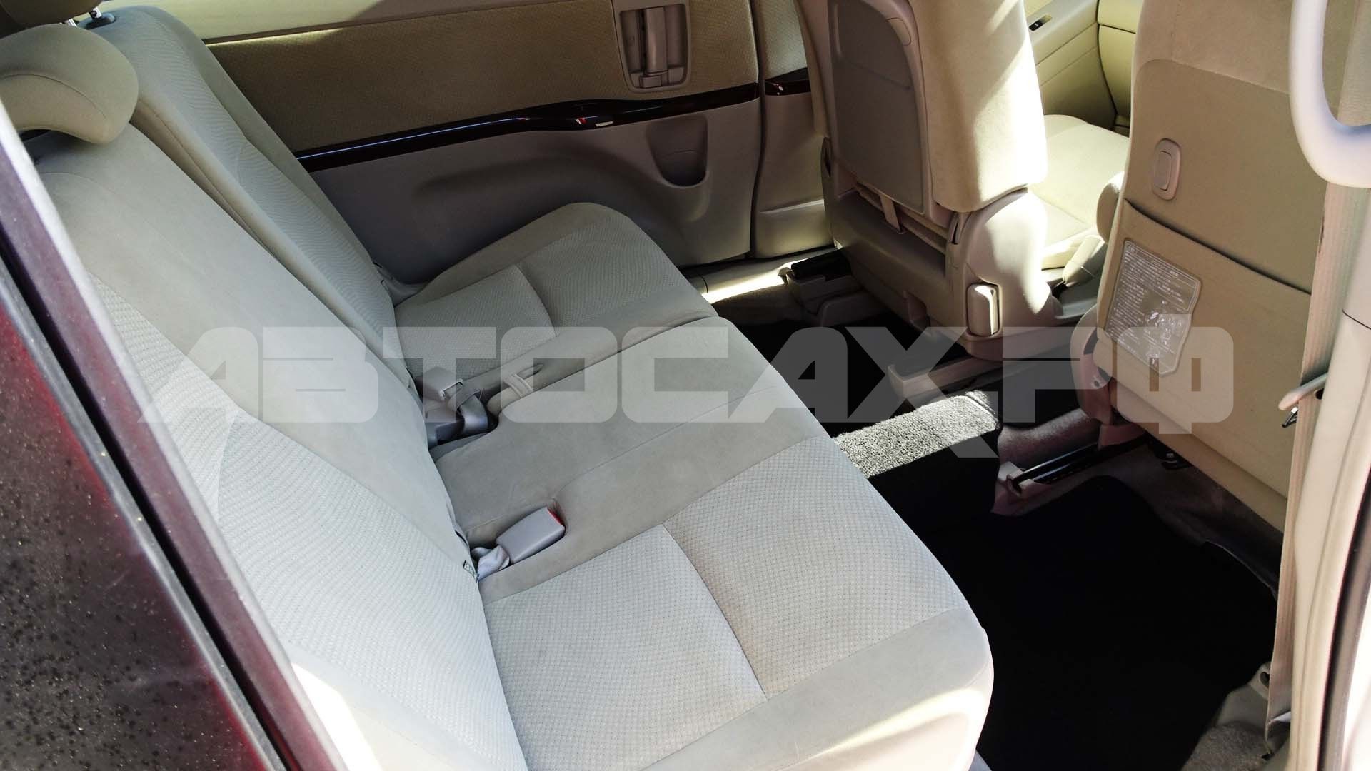 Toyota Isis 2017, Минивэн — фото 18