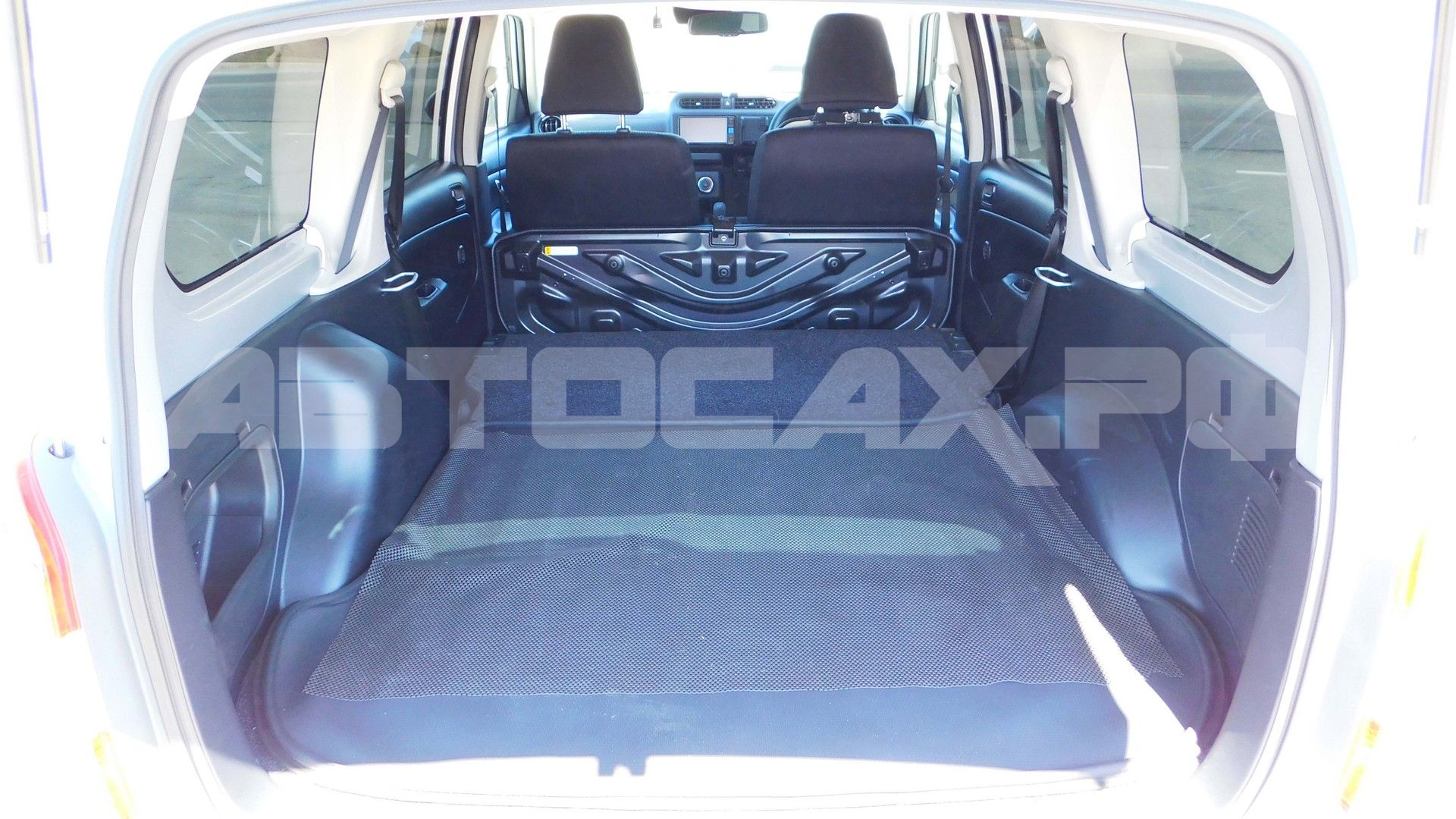 Toyota Probox 2025, Универсал — фото 41