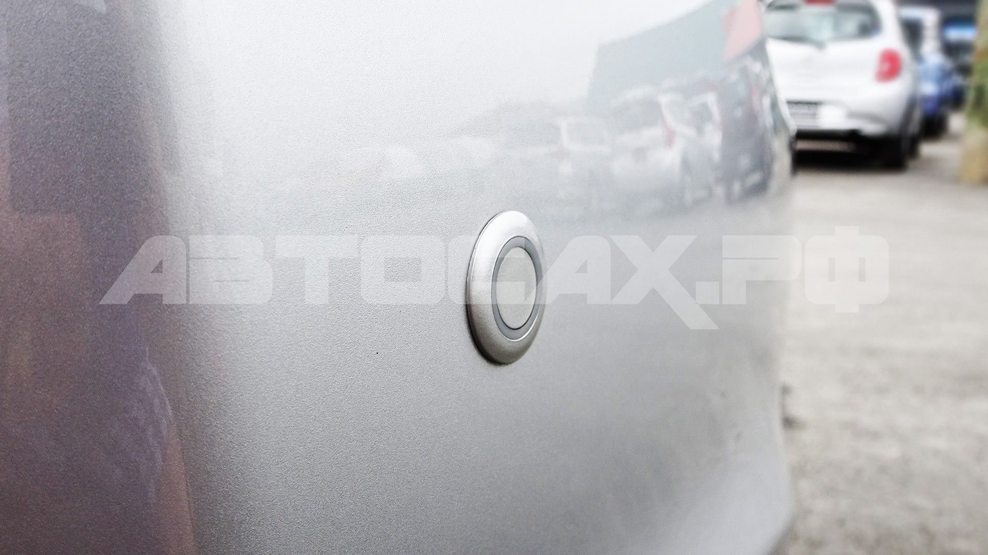 Toyota Vitz 2015, Хэтчбек — фото 38