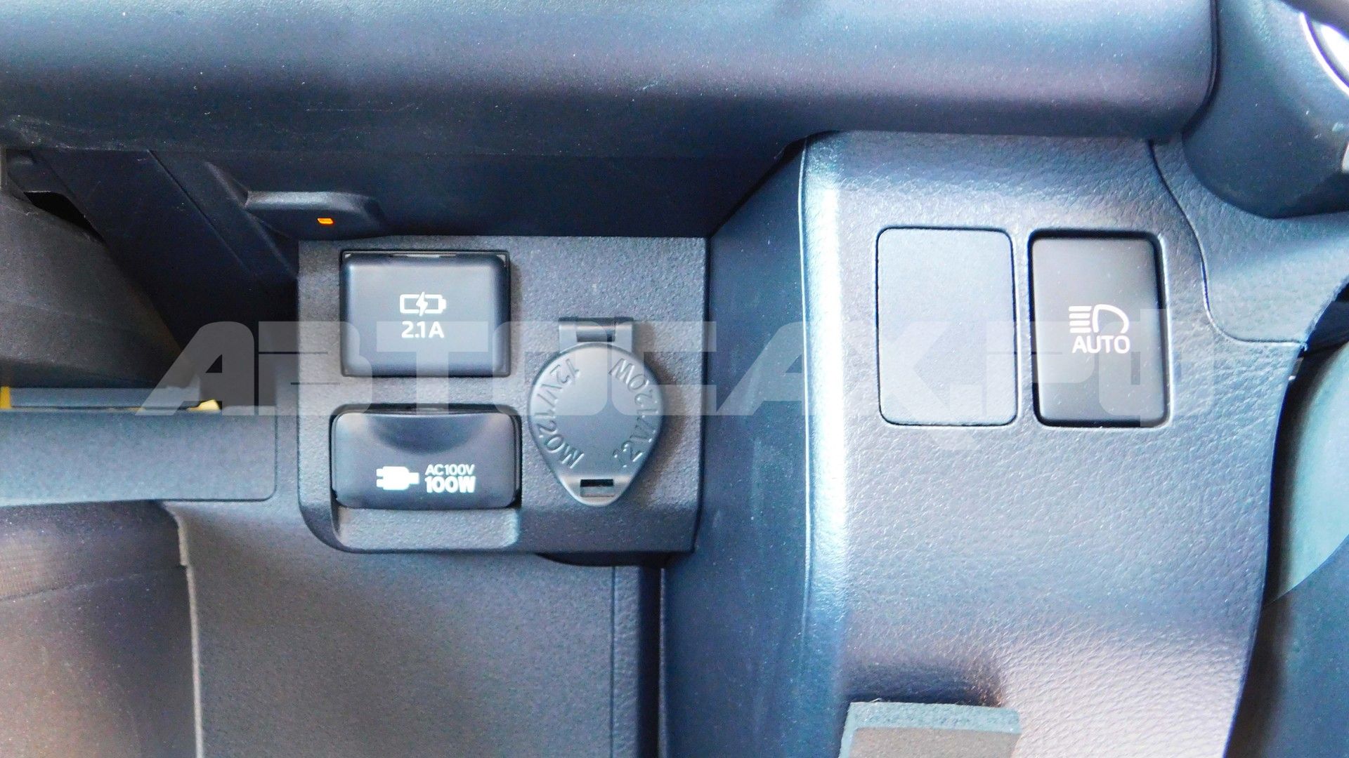 Toyota Probox 2025, Универсал — фото 48