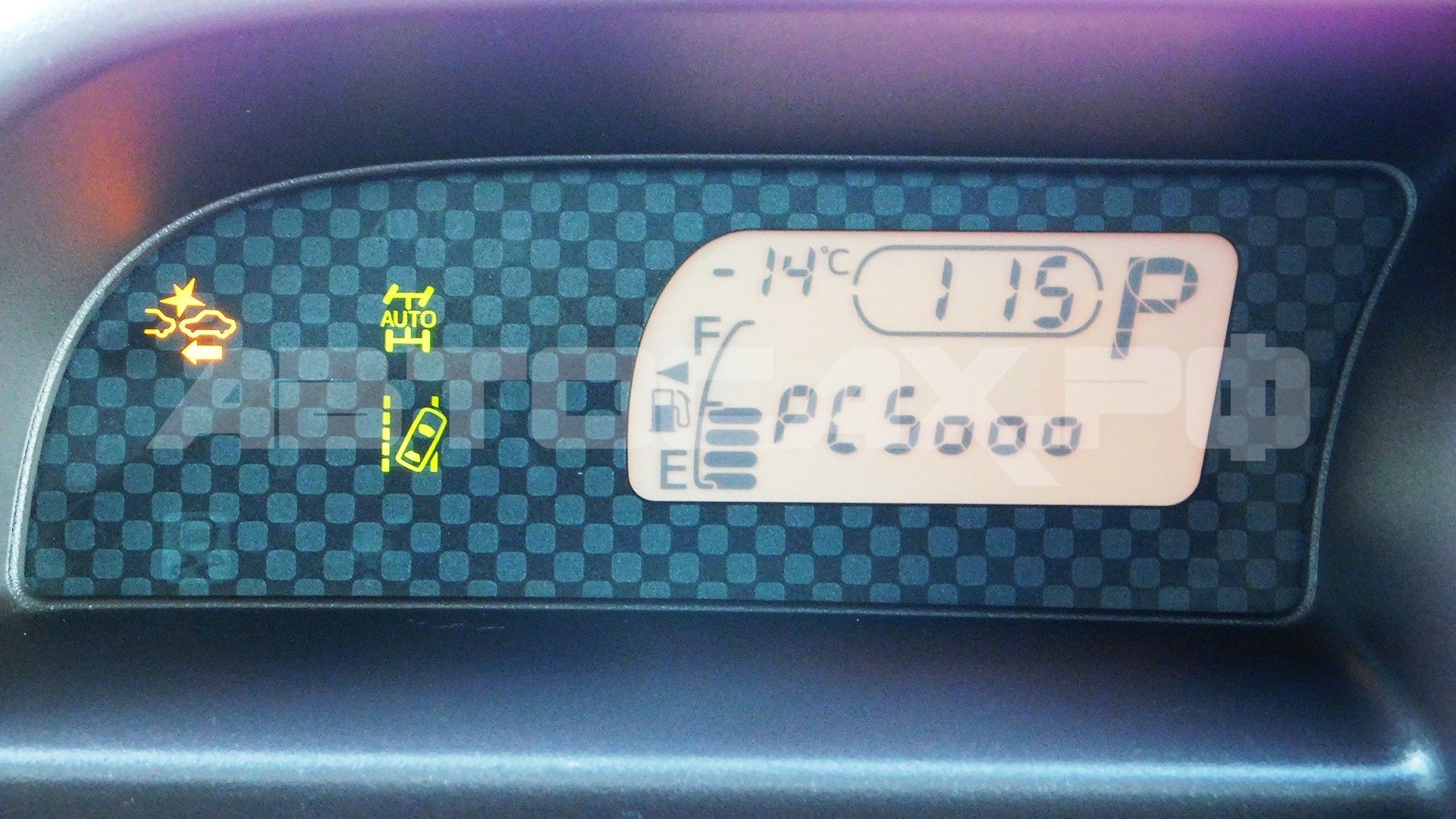 Toyota Porte 2016, Хэтчбек — фото 26