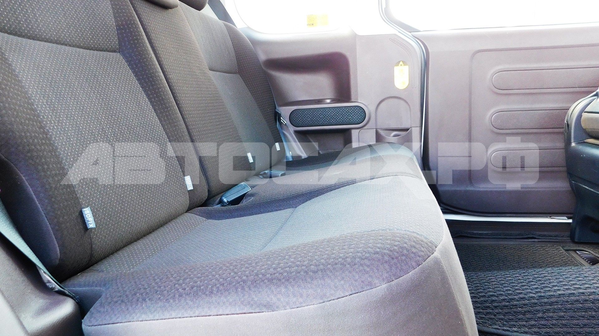 Toyota Spade 2017, Хэтчбек — фото 17
