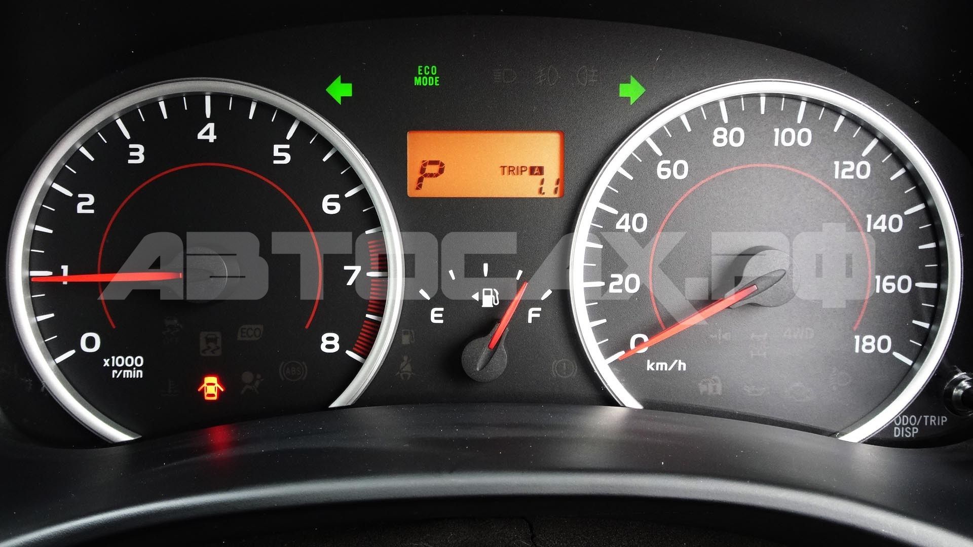 Toyota Wish 2016, Минивэн — фото 23