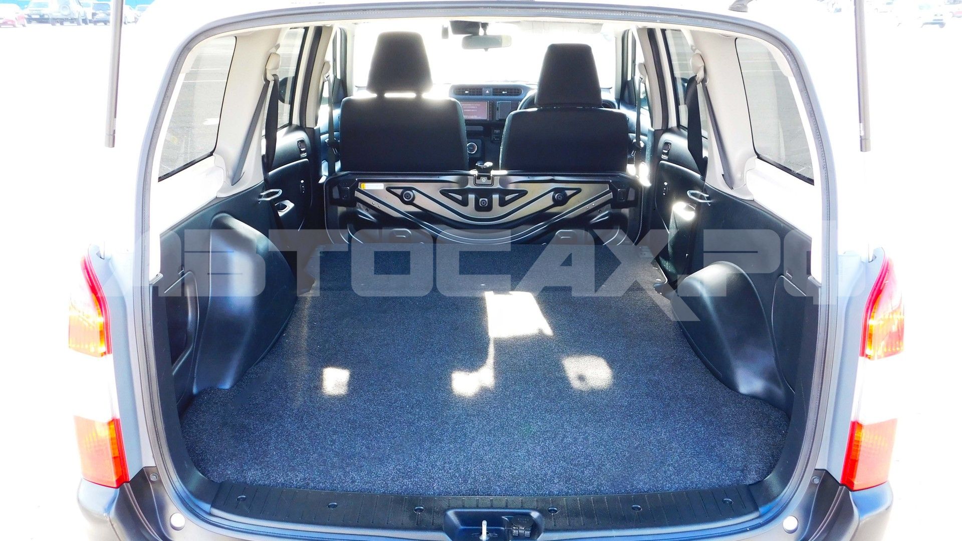 Toyota Probox 2024, Универсал — фото 36