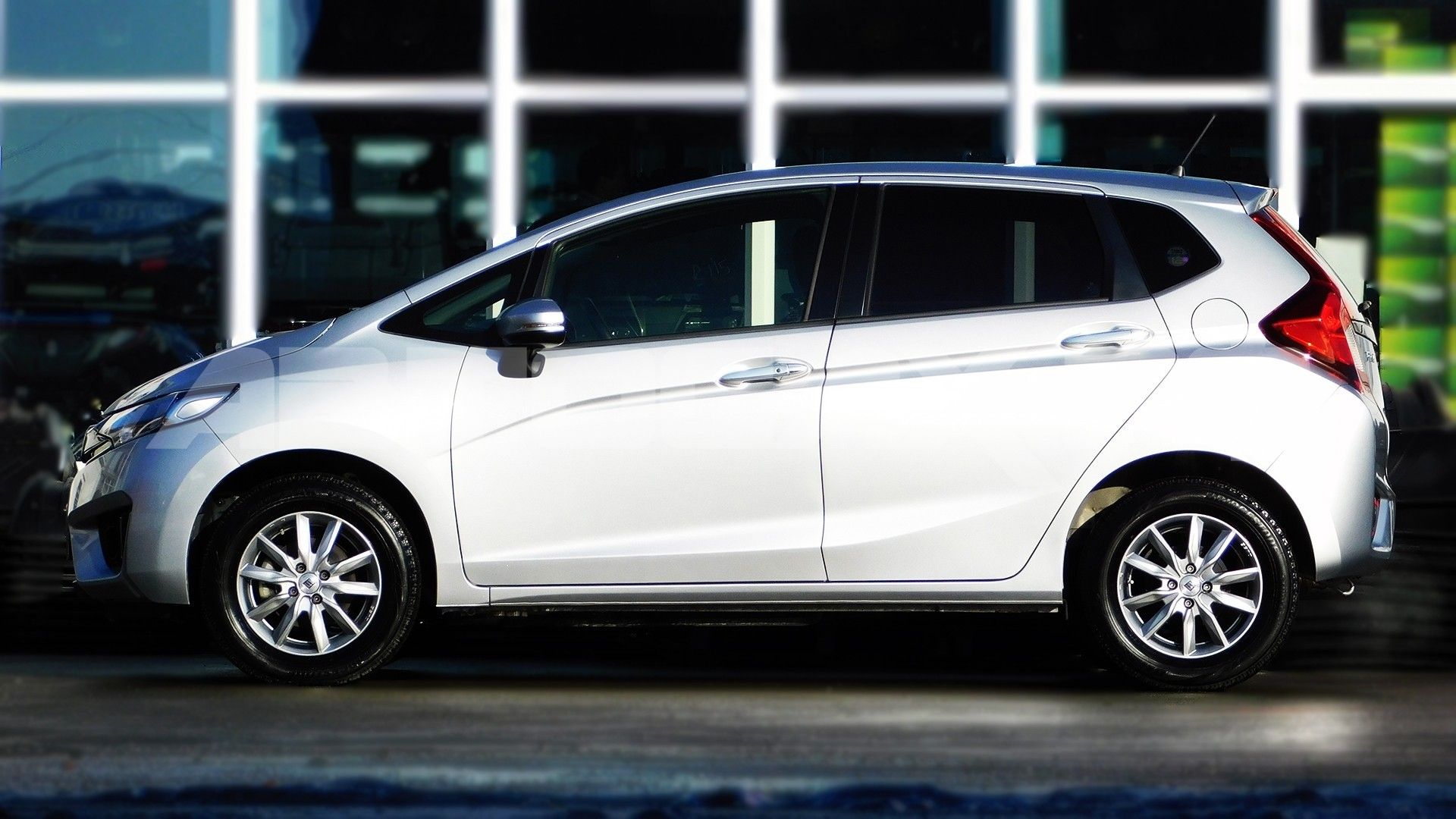 Honda Fit 2017, Хэтчбек — фото 5