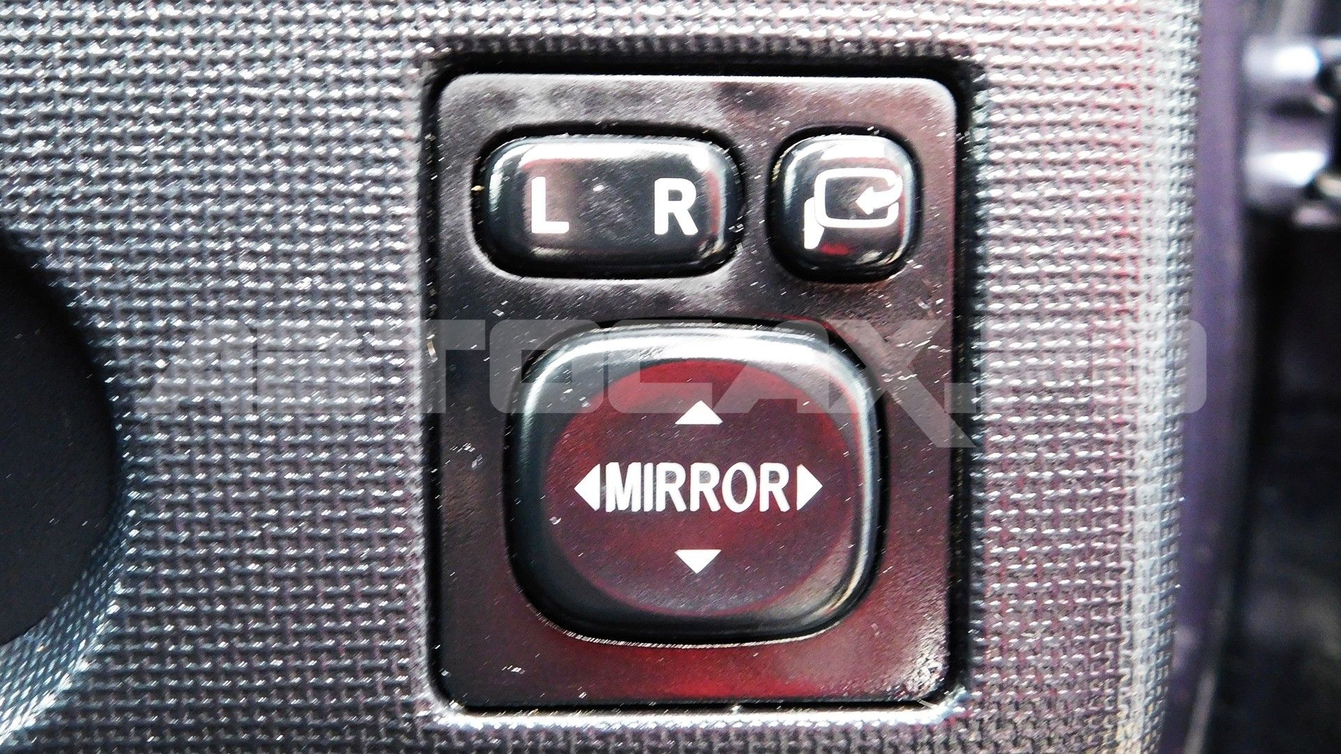 Toyota Spade 2015, Хэтчбек — фото 29