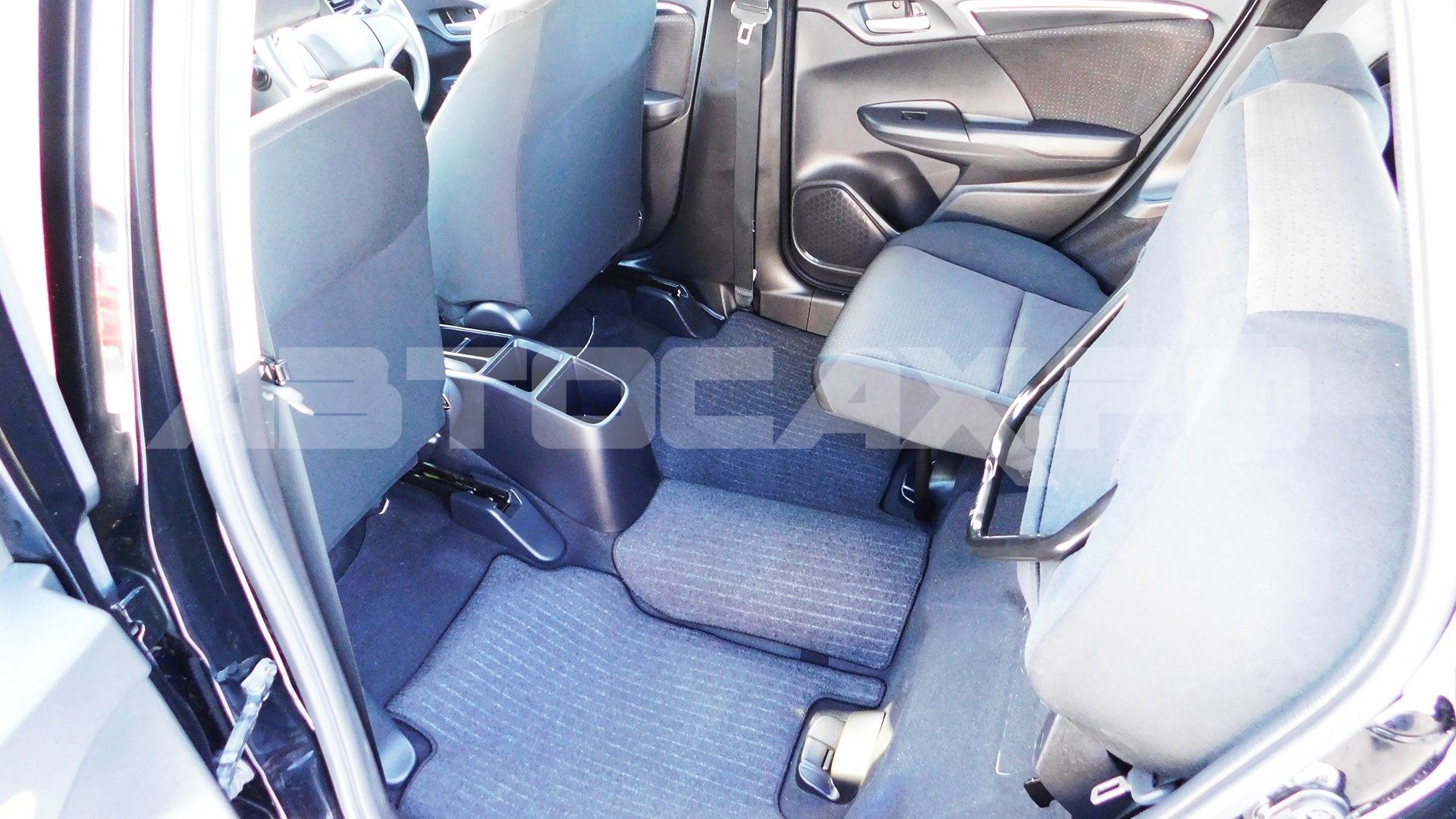 Honda Fit 2016, Хэтчбек — фото 16