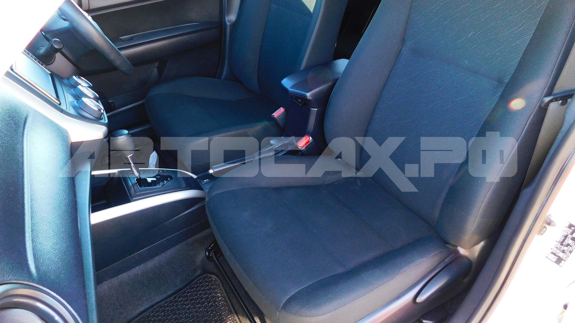 Toyota Corolla Fielder 2022, Универсал — фото 14