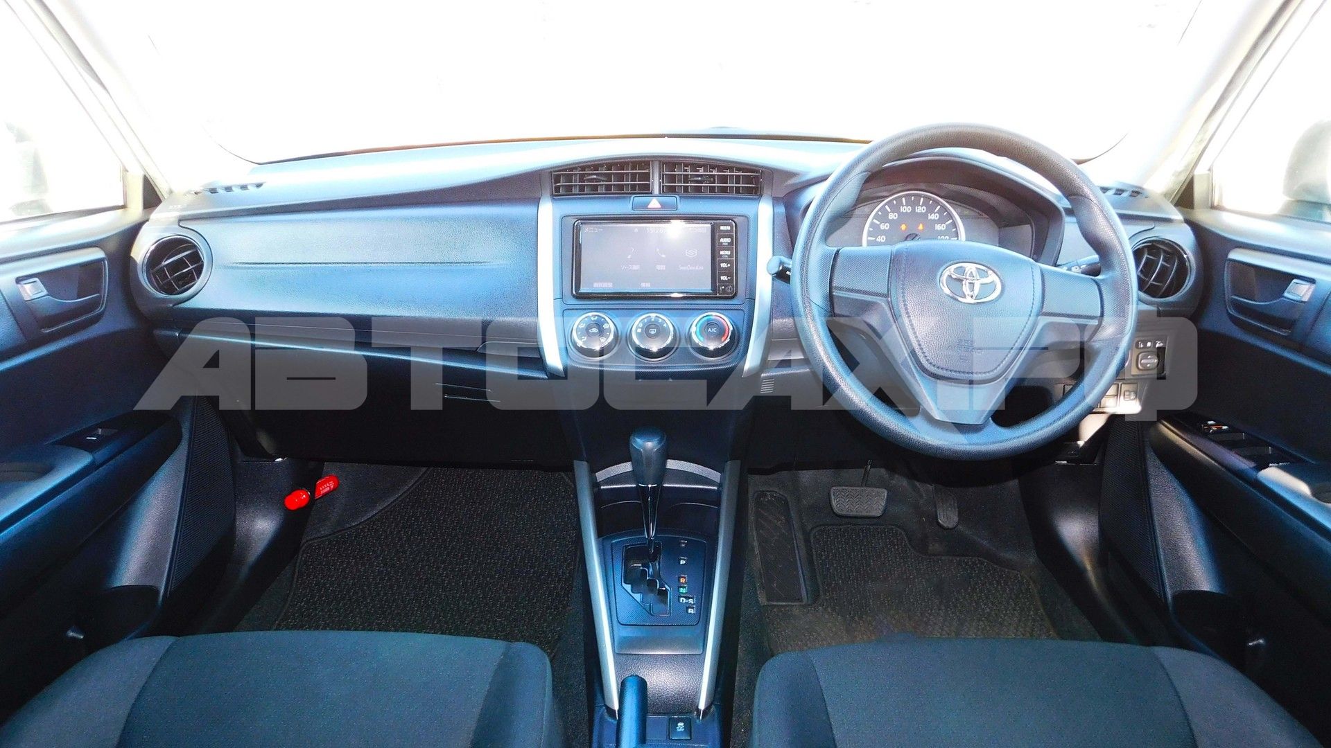 Toyota Corolla Fielder 2022, Универсал — фото 16