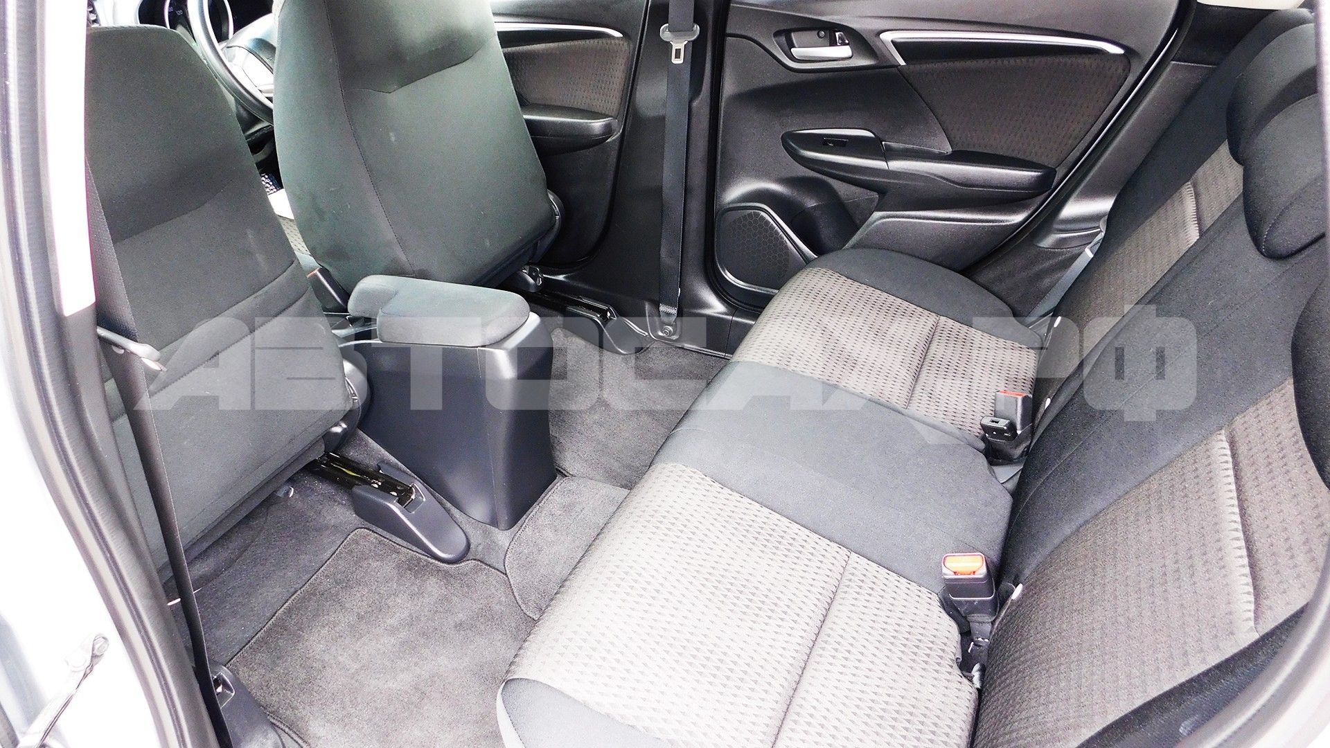 Honda Fit 2017, Хэтчбек — фото 18