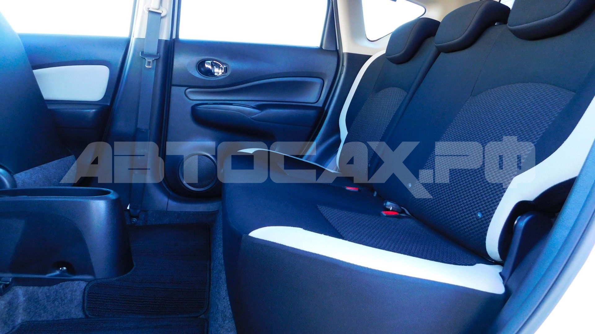 Nissan Note 2019, Хэтчбек — фото 16