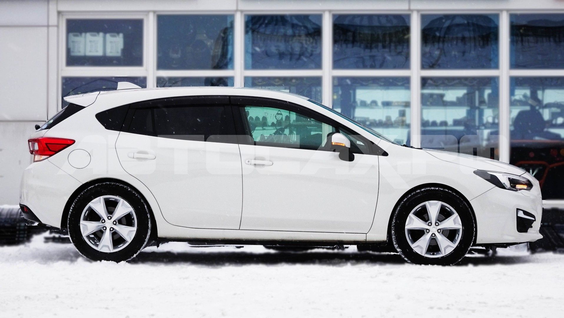 Subaru Impreza Sport 2018, Хэтчбек — фото 4