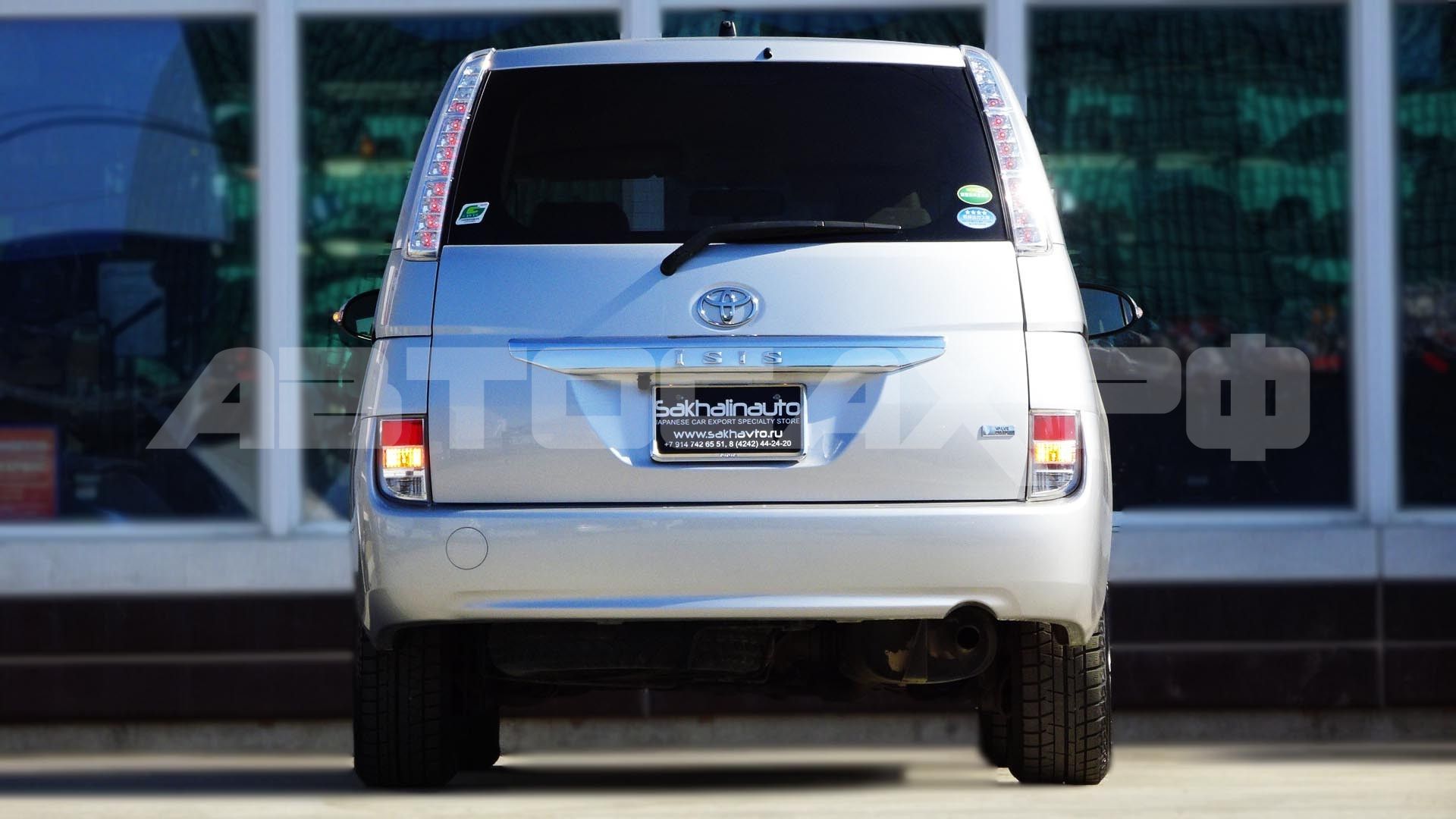 Toyota Isis 2017, Минивэн — фото 8