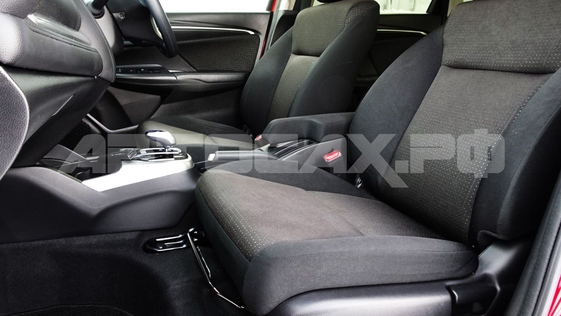Honda Fit 2016, Хэтчбек — фото 8