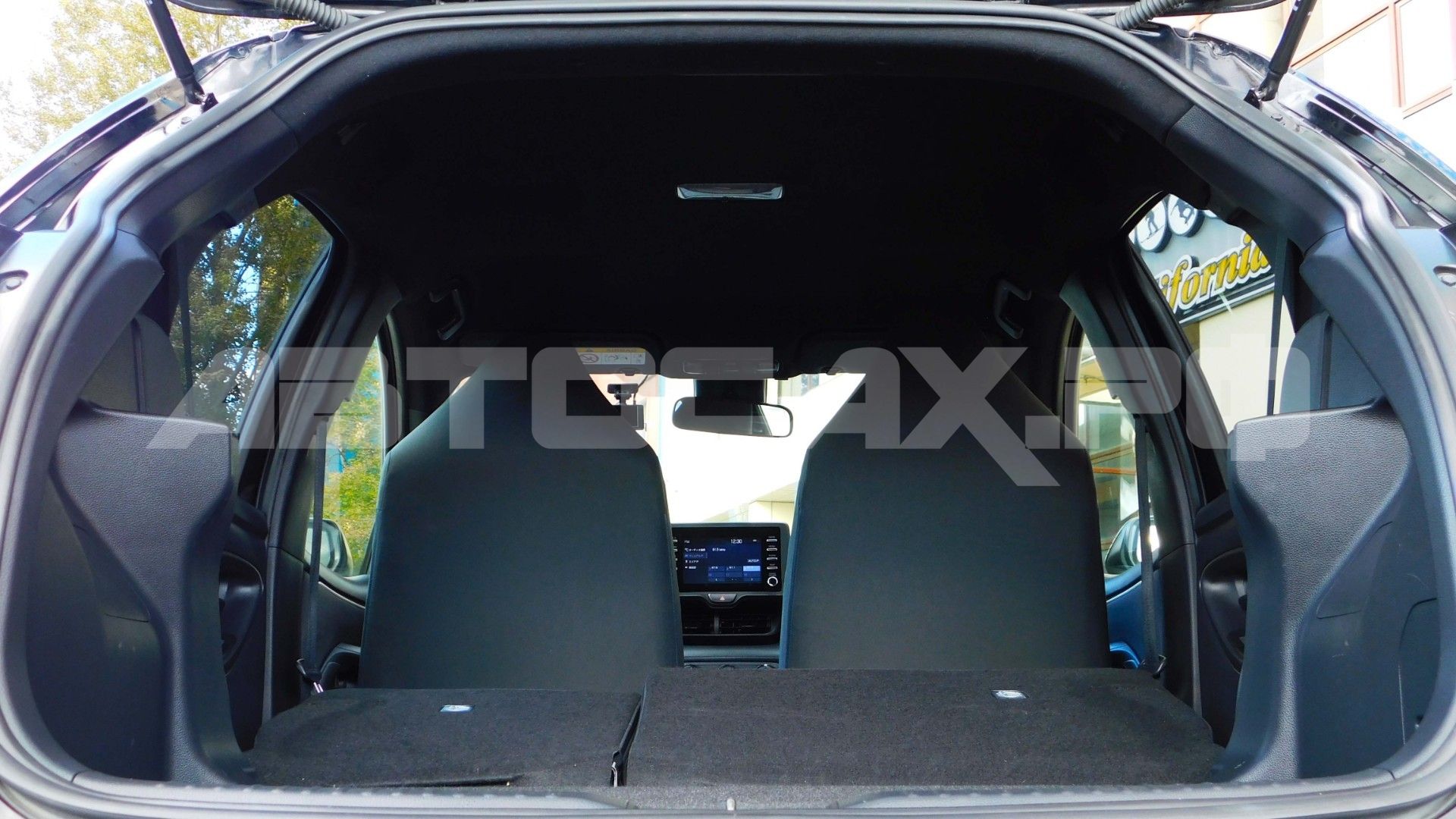 Toyota Yaris 2022, Хэтчбек — фото 24
