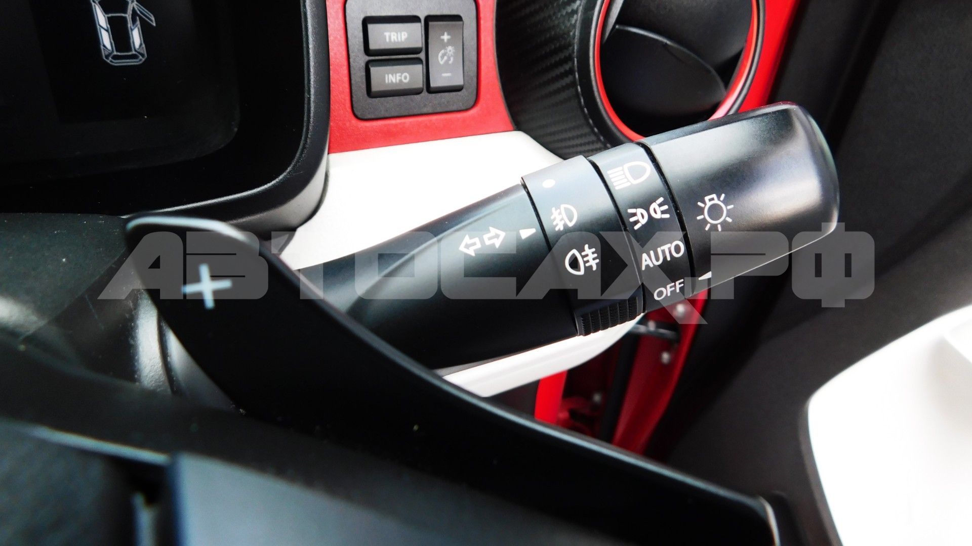 Suzuki Ignis 2019, Кроссовер — фото 26