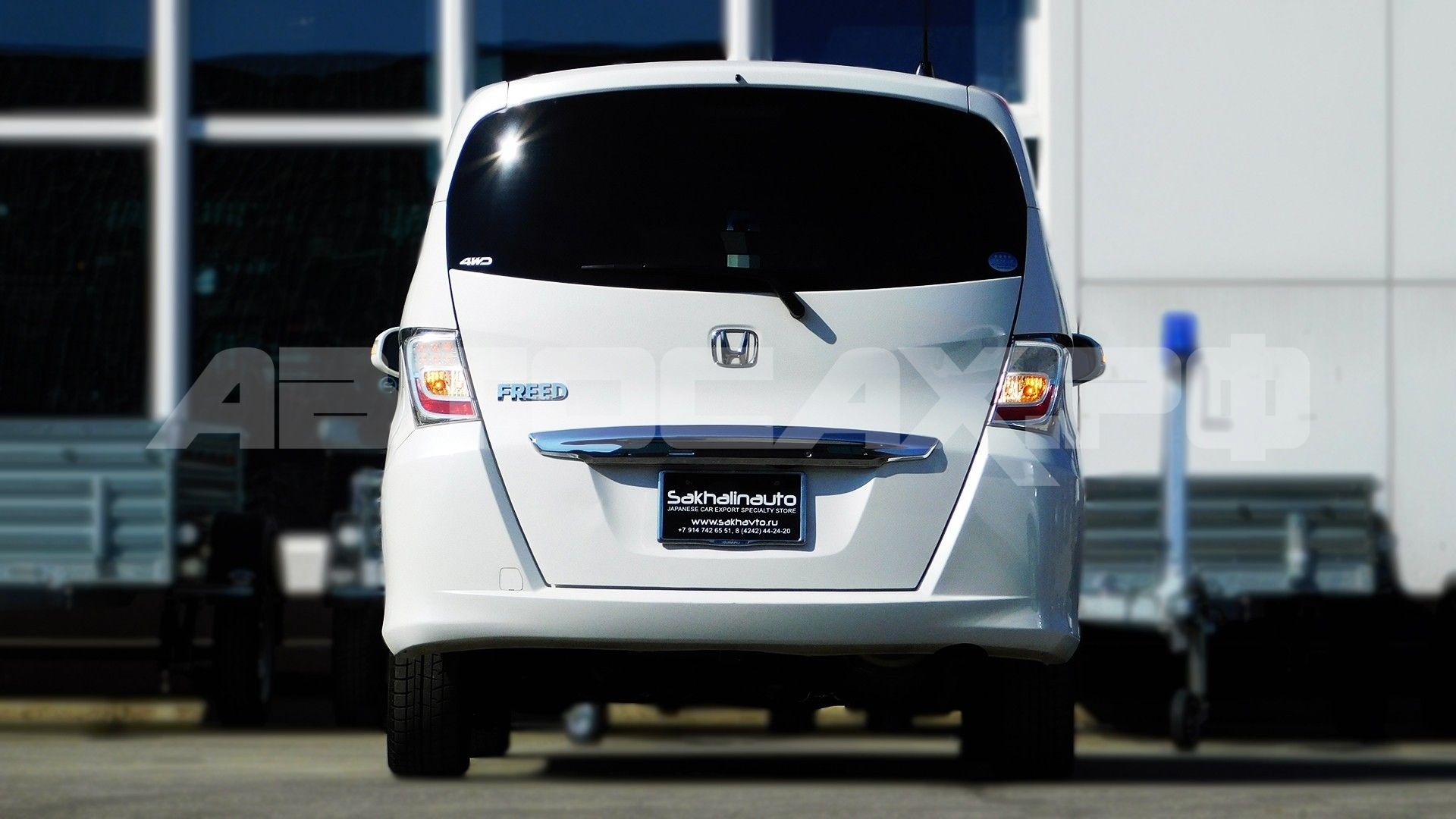 Honda Freed 2016, Минивэн — фото 4
