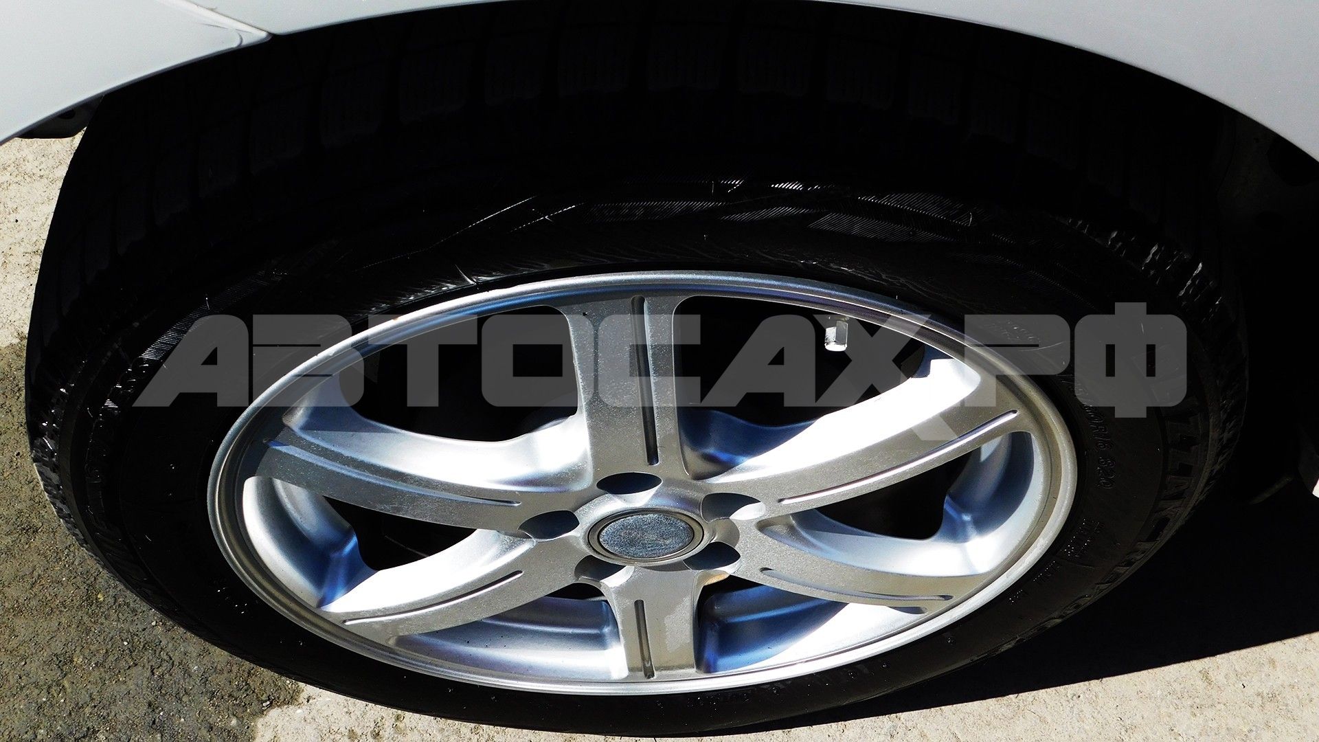 Toyota Ractis 2015, Хэтчбек — фото 21