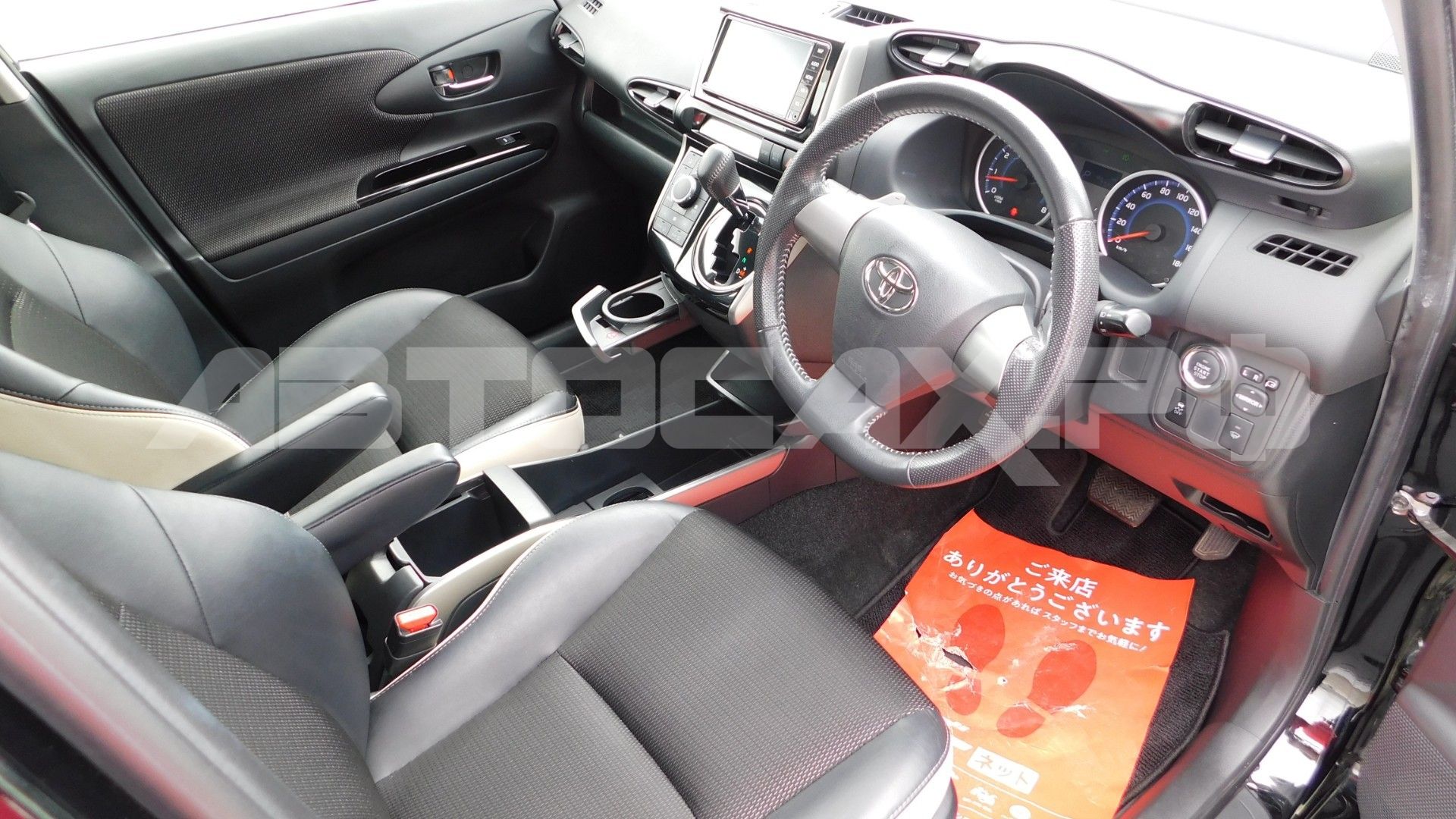 Toyota Wish 2017, Универсал — фото 13