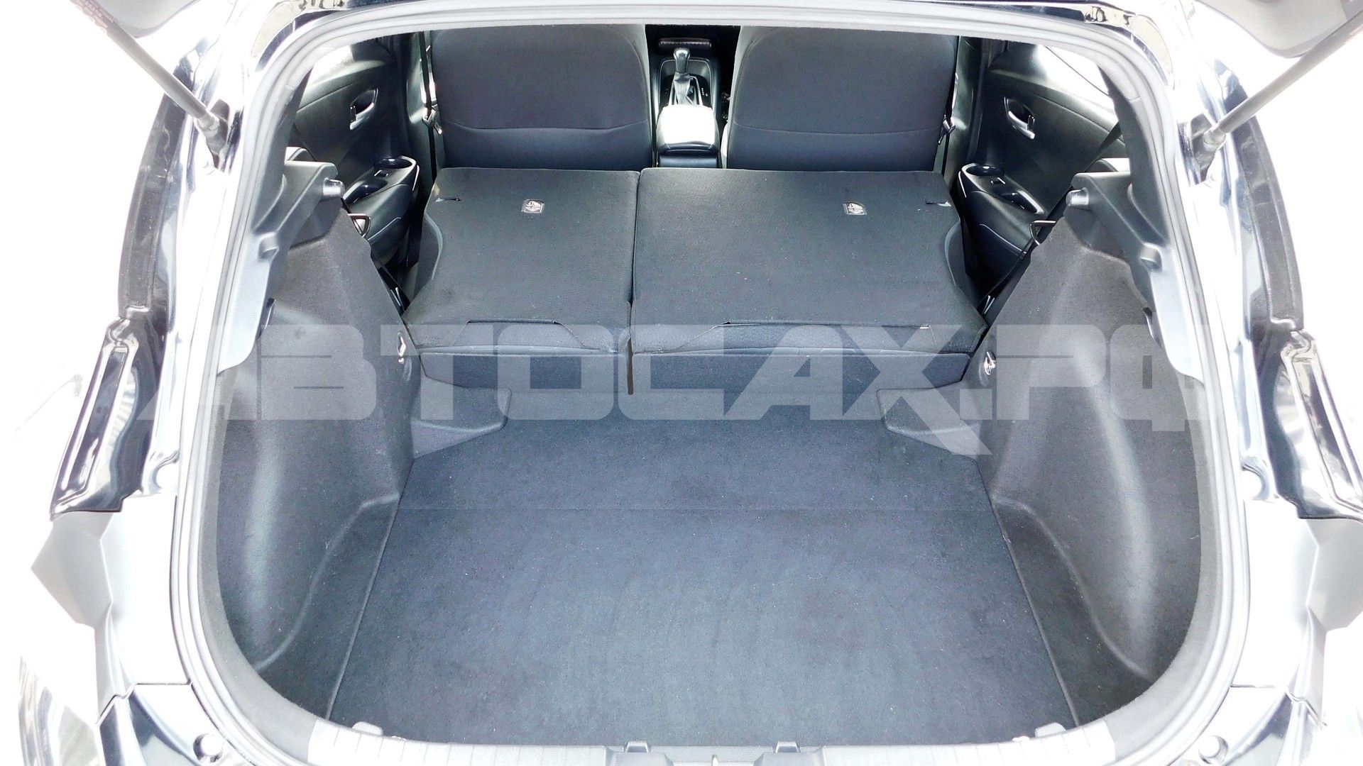 Toyota Corolla Sport 2022, Хэтчбек — фото 24