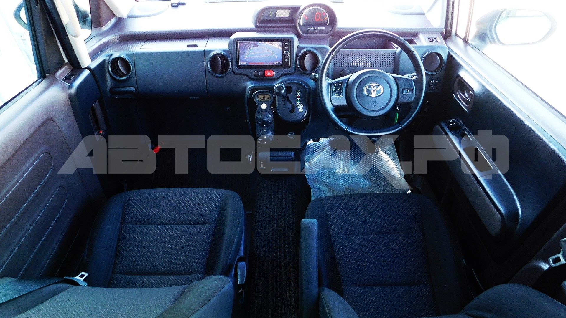 Toyota Porte 2016, Хэтчбек — фото 10