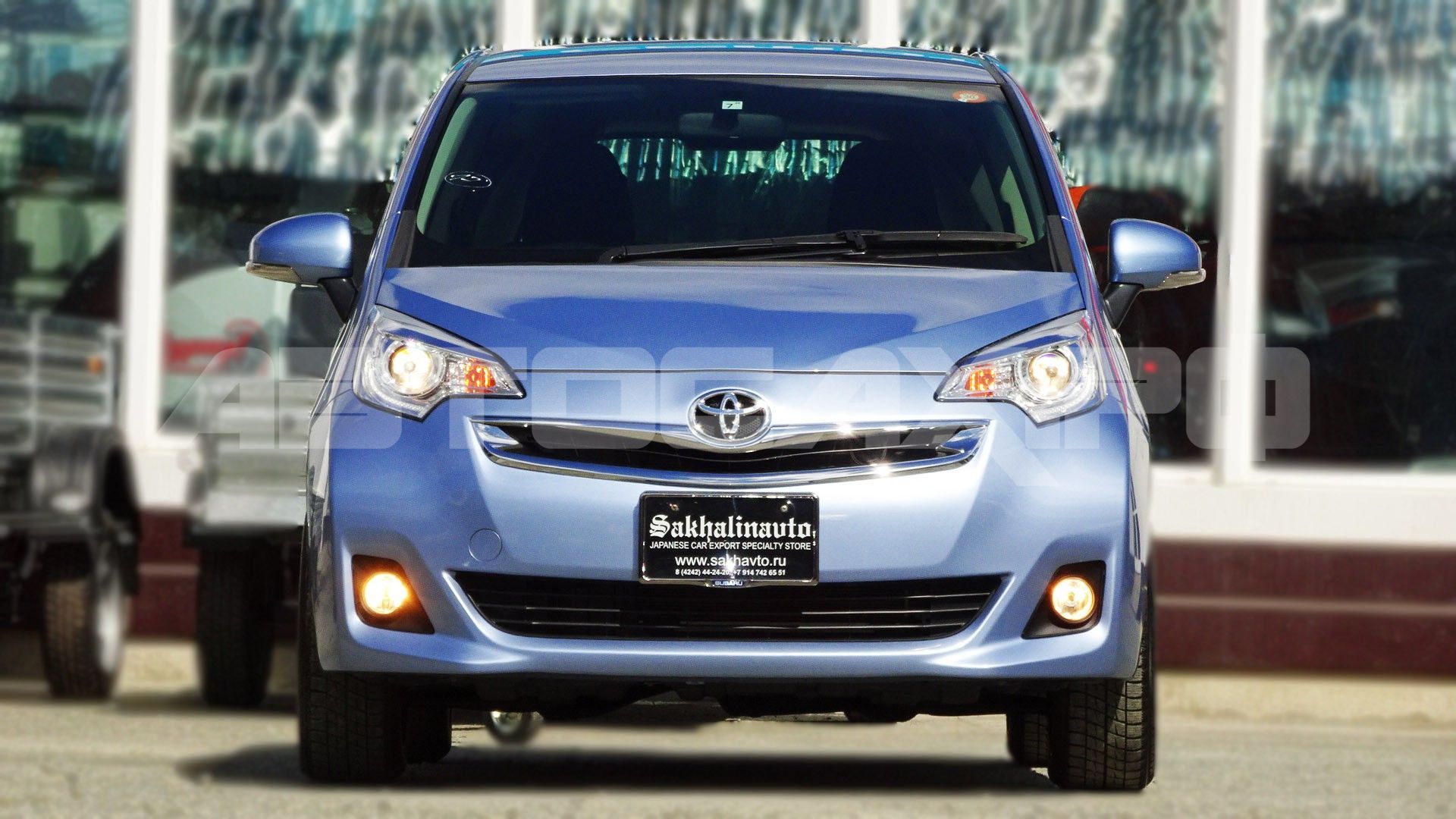 Toyota Ractis 2016, Хэтчбек — фото 3