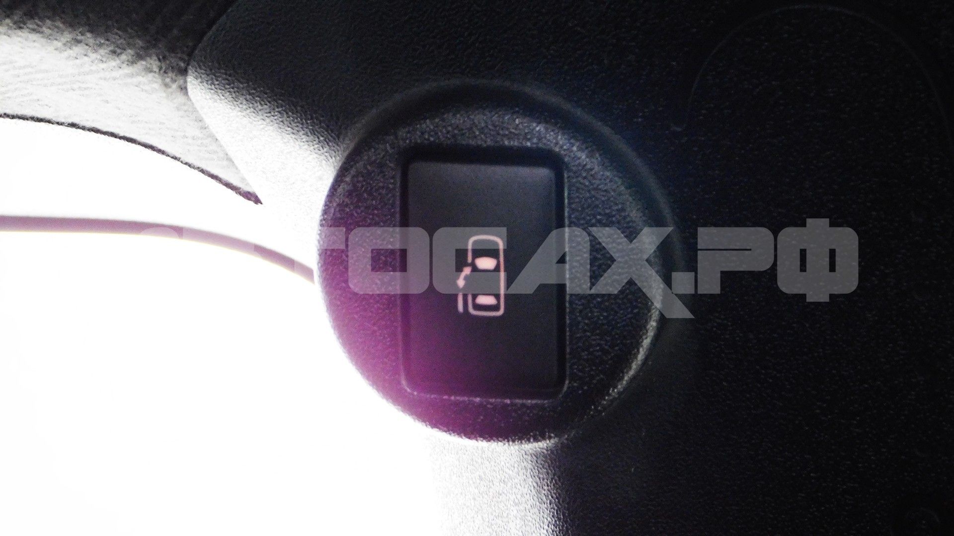Toyota Spade 2018, Хэтчбек — фото 44