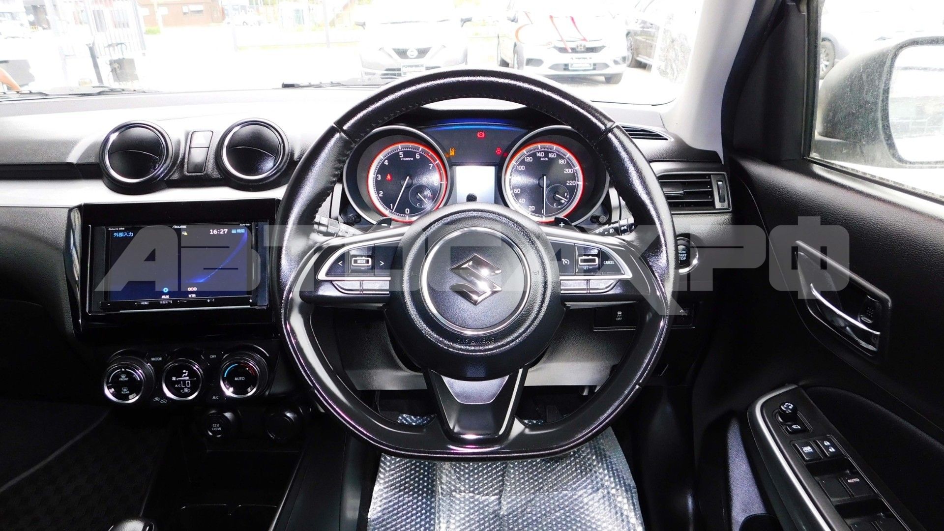 Suzuki Swift 2022, Хэтчбек — фото 28