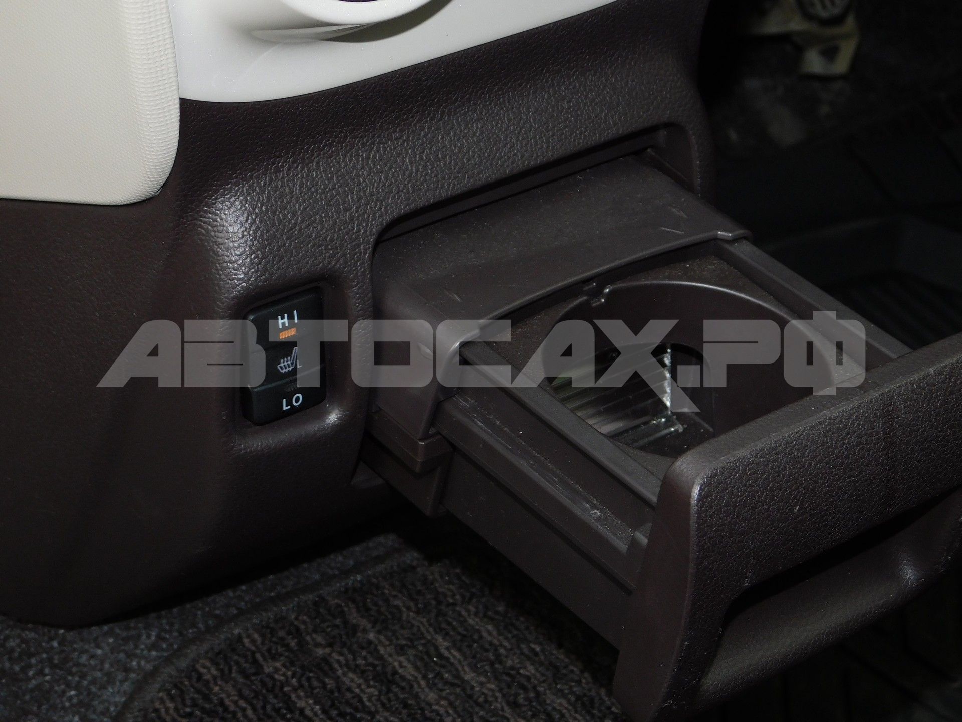 Toyota Porte 2015, Хэтчбек — фото 21