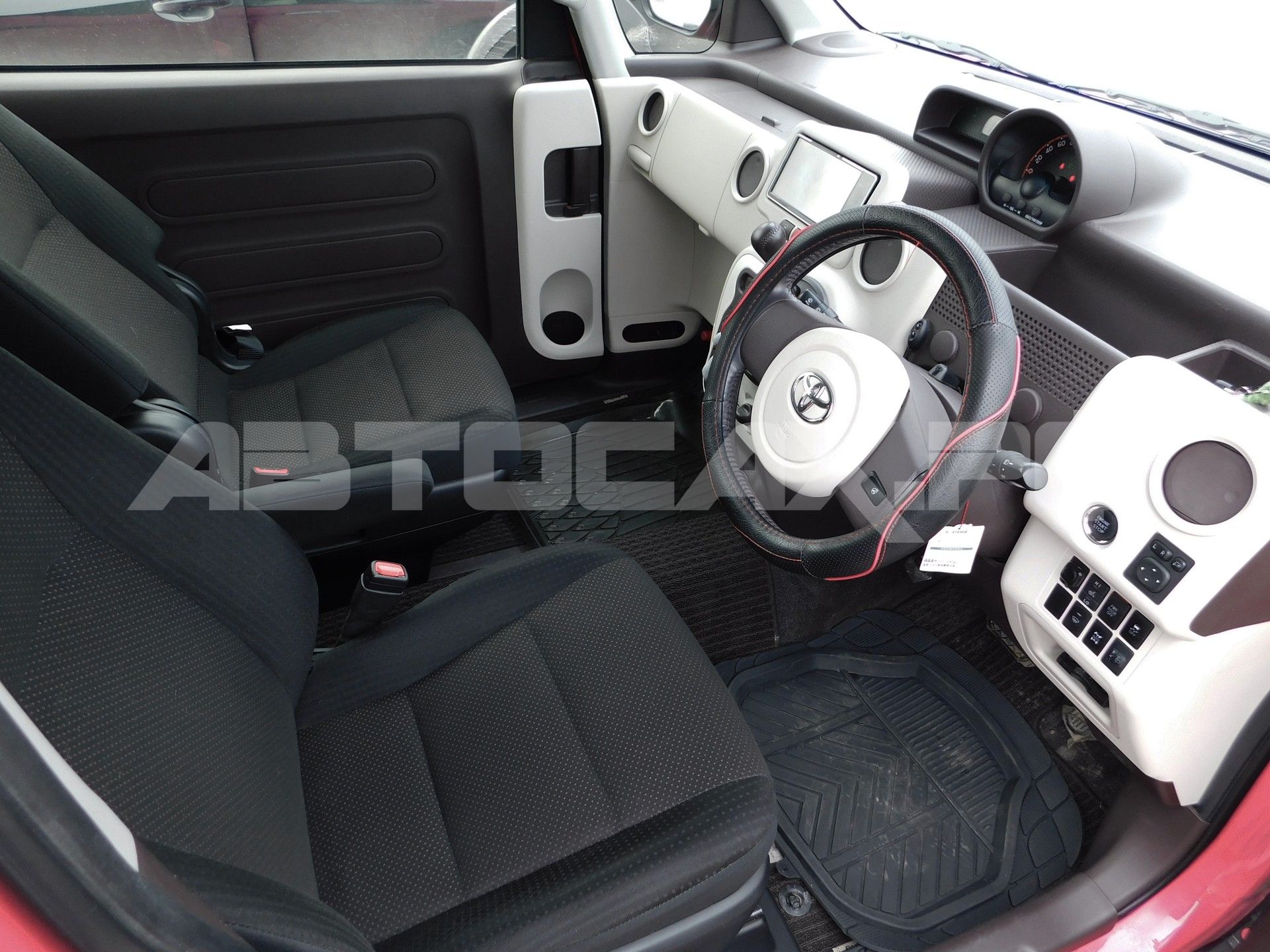Toyota Porte 2015, Хэтчбек — фото 7