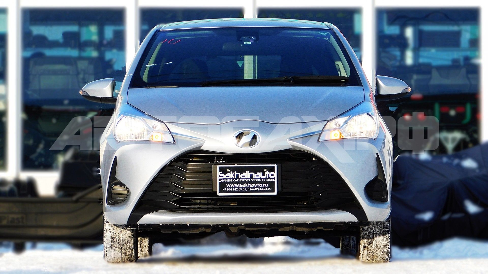 Toyota Vitz 2017, Хэтчбек — фото 7