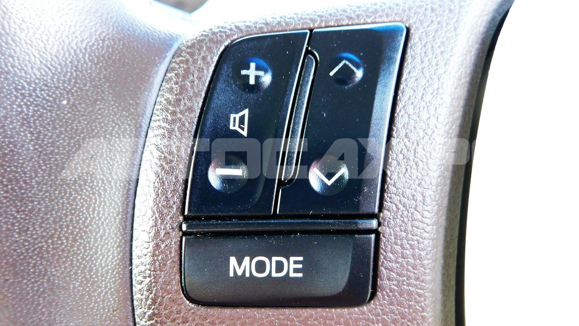 Toyota Spade 2017, Хэтчбек — фото 29