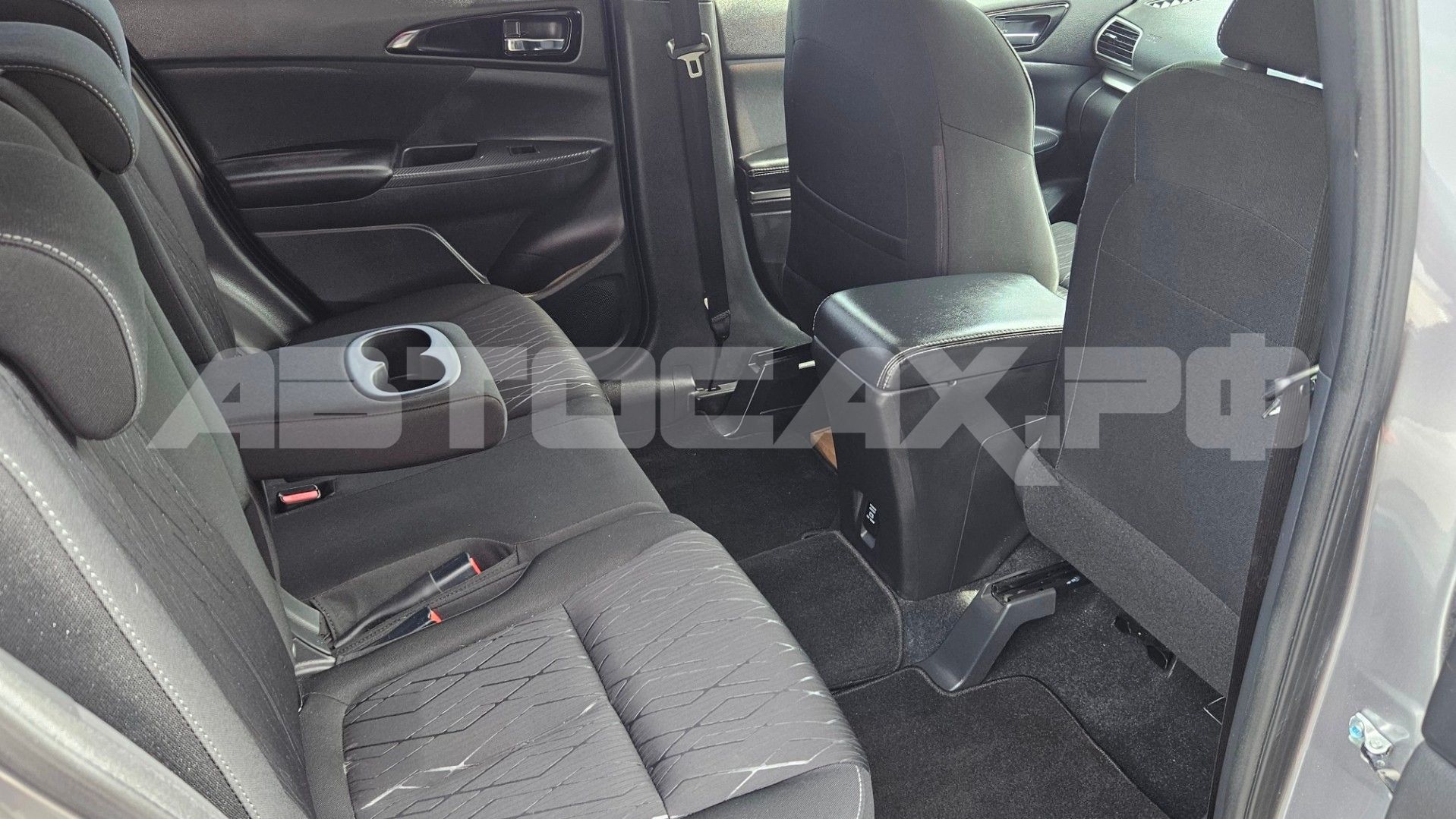 Mitsubishi Eclipse Cross — фото 24