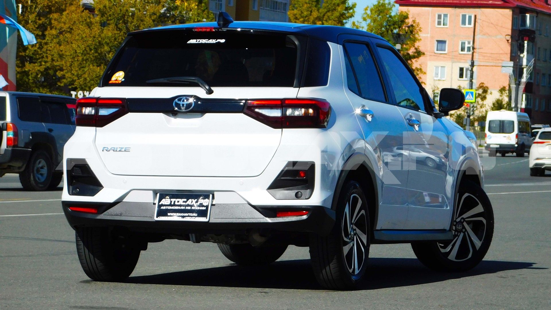 Toyota Raize 2025, Кроссовер — фото 29