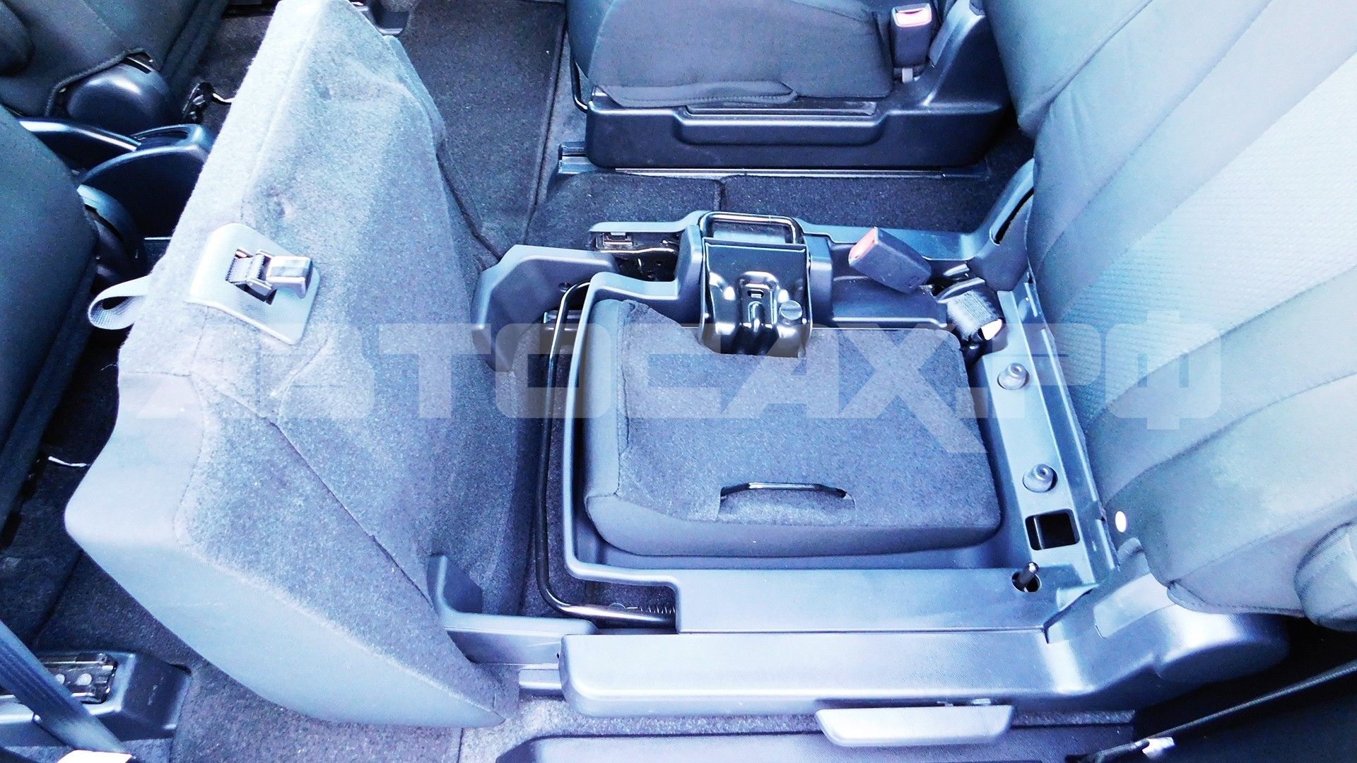 Mazda Premacy 2017, Минивэн — фото 19