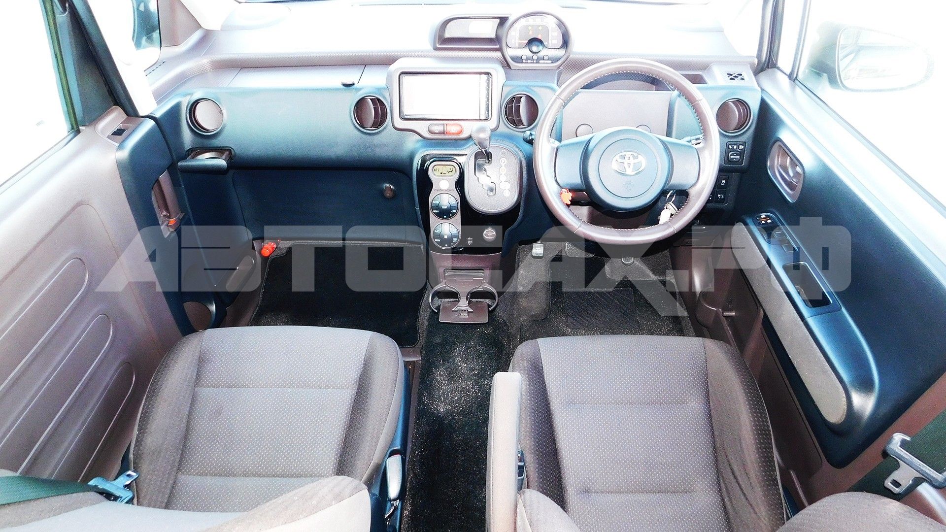 Toyota Spade 2018, Хэтчбек — фото 11