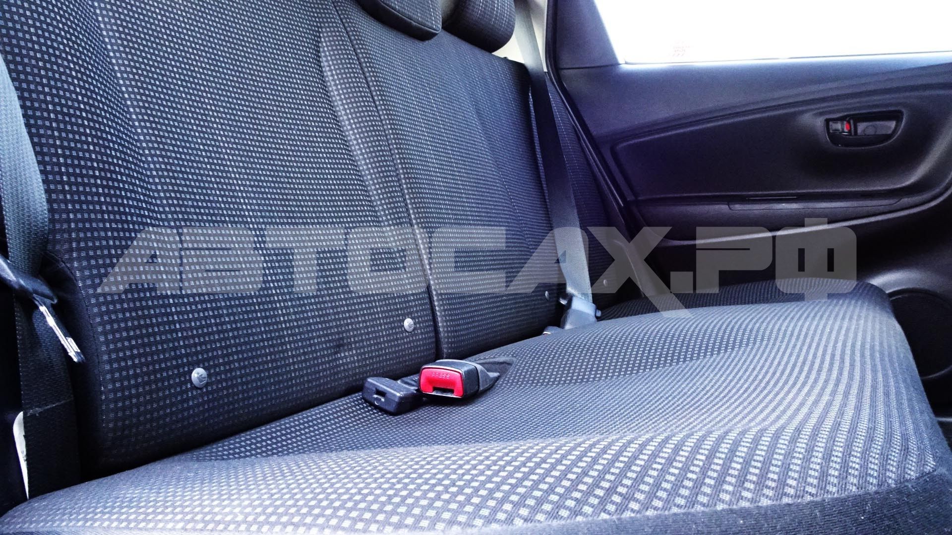Toyota Vitz 2018, Хэтчбек — фото 21